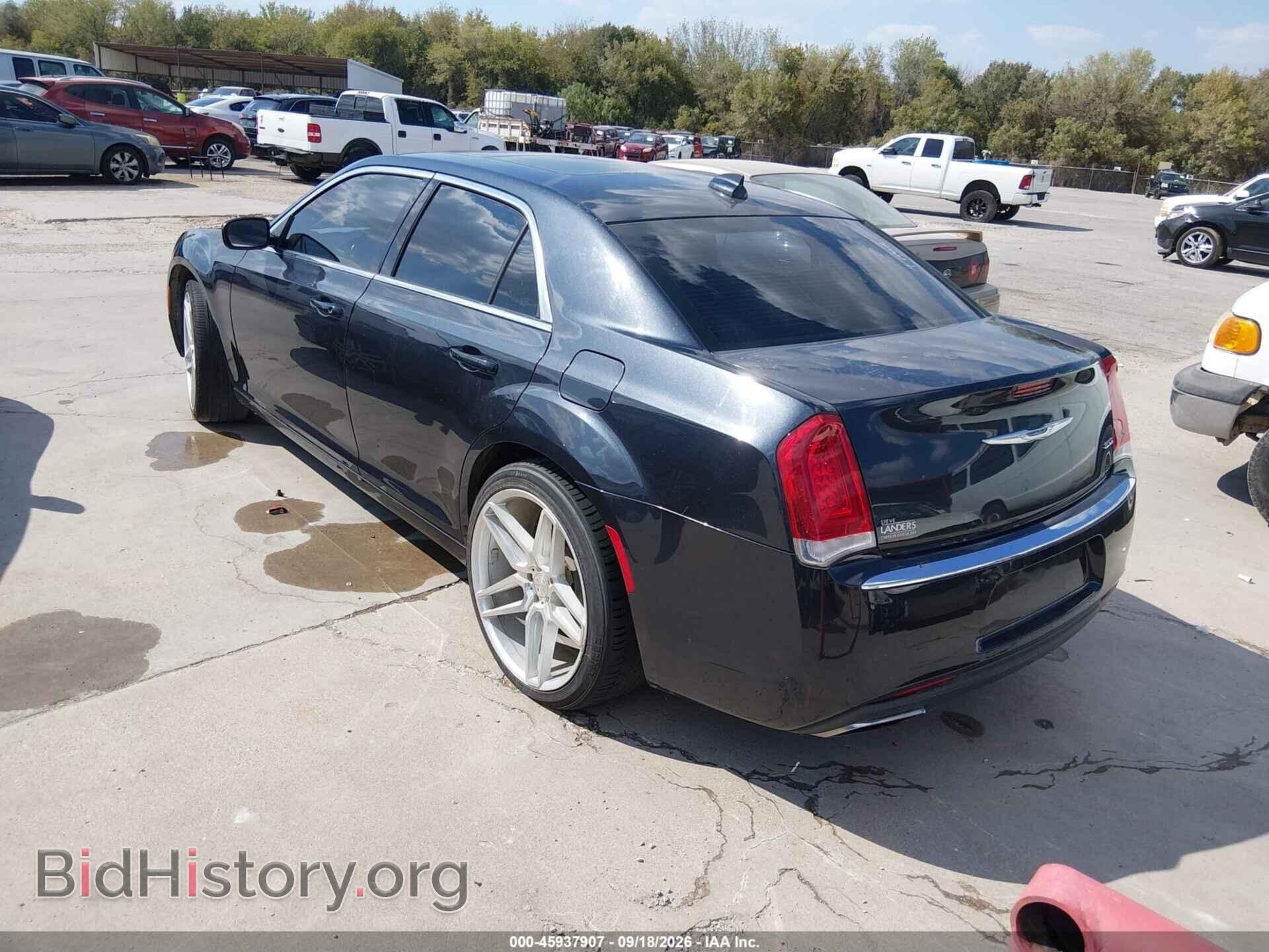 2017 CHRYSLER 300 - VIN: 2C3CCAAG0HH512035 - Фото 3