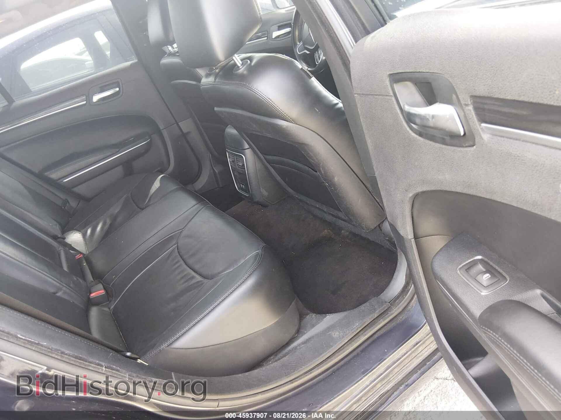 2017 CHRYSLER 300 - VIN: 2C3CCAAG0HH512035 - Фото 8