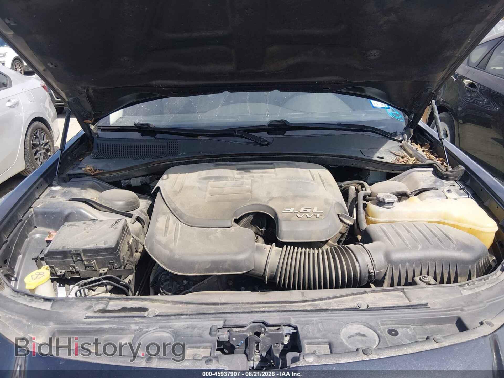 2017 CHRYSLER 300 - VIN: 2C3CCAAG0HH512035 - Фото 10