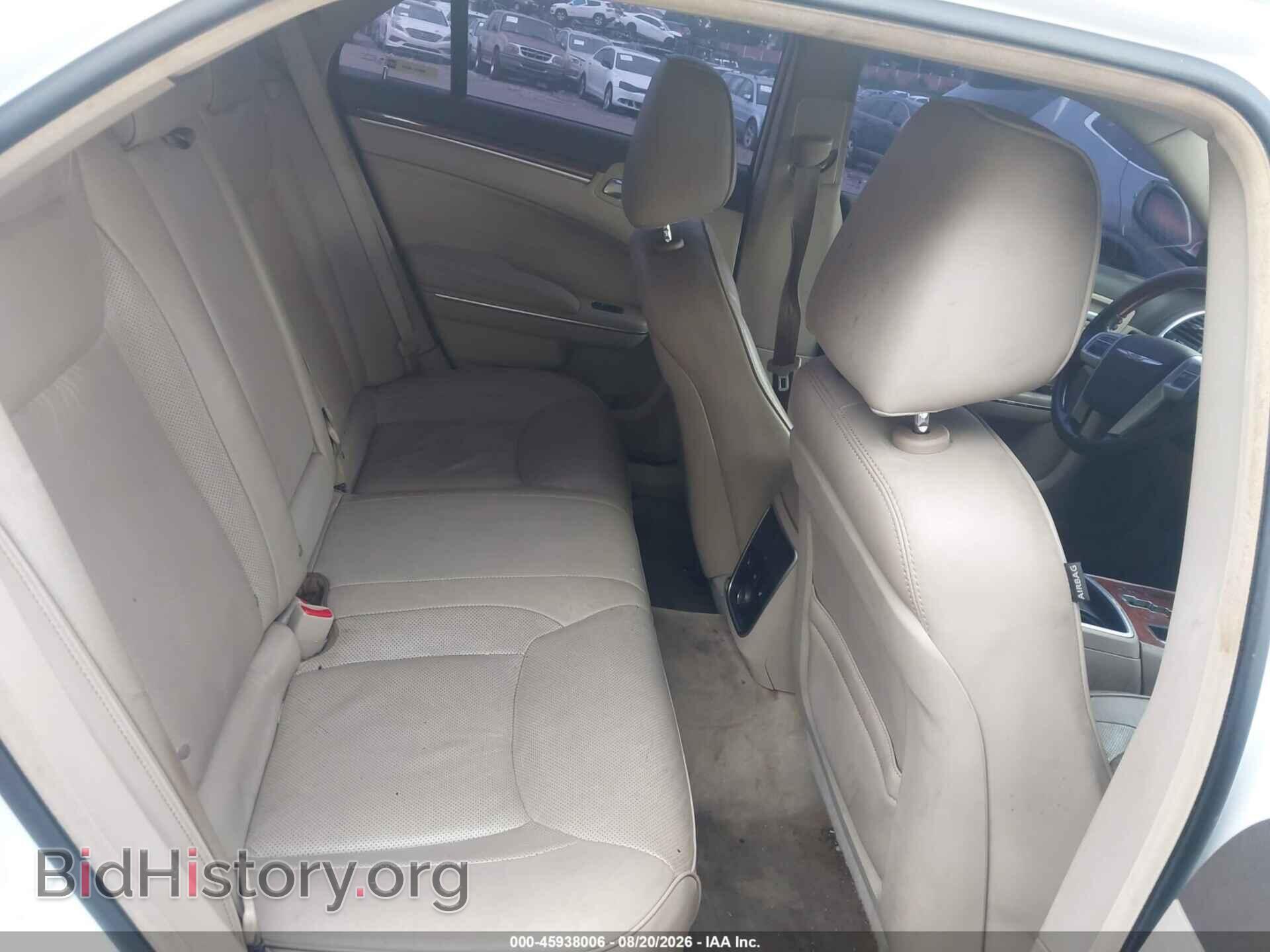 2011 CHRYSLER 300C - VIN: 2C3CK6CT5BH615503 - Фото 8