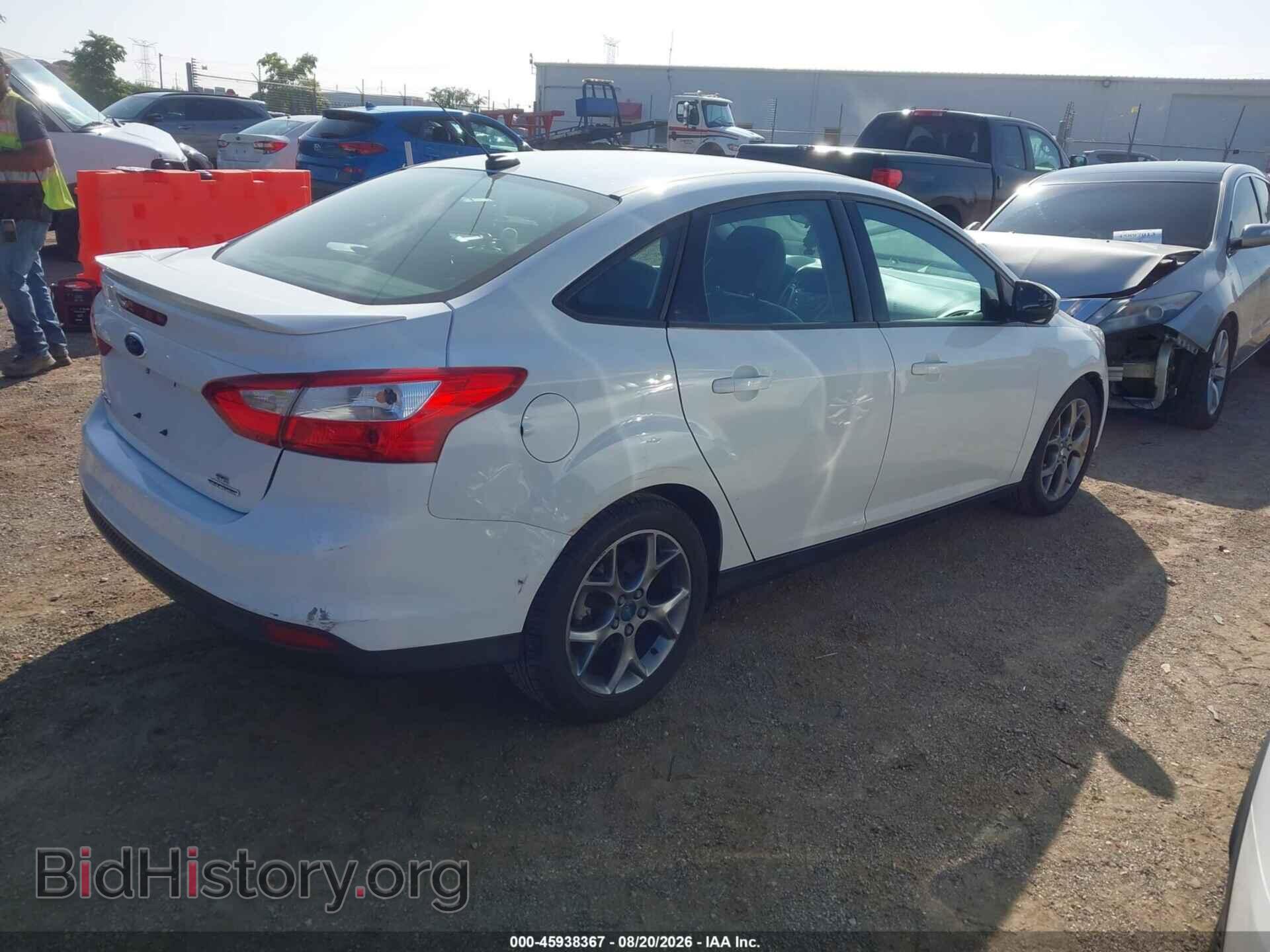 2013 FORD FOCUS - VIN: 1FADP3F29DL246045 - Photo 4