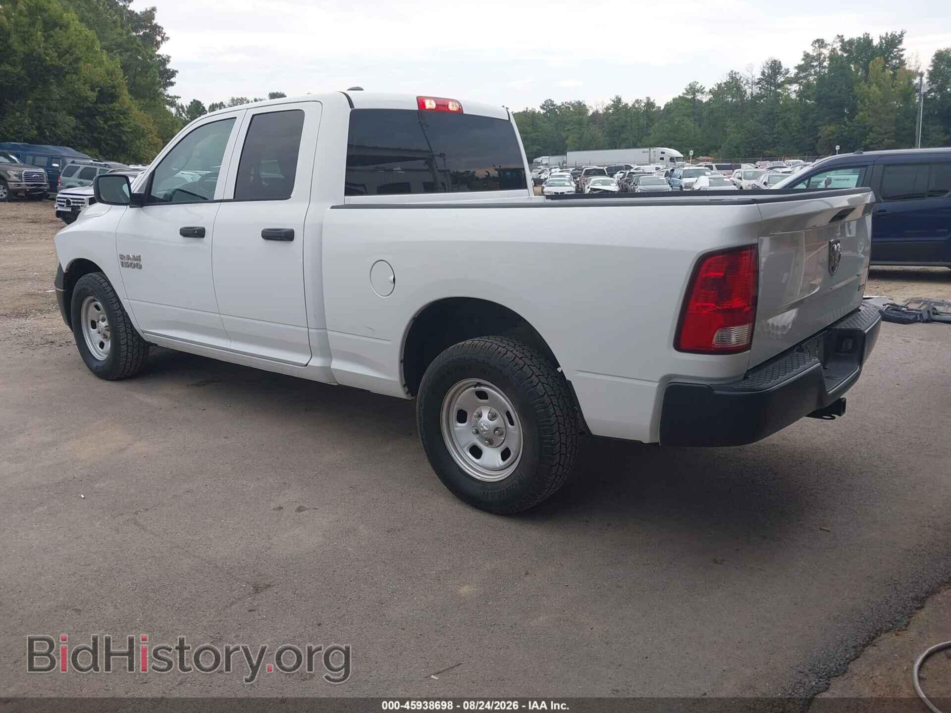 2018 RAM 1500 - VIN: 1C6RR6FG4JS324120 - Фото 3