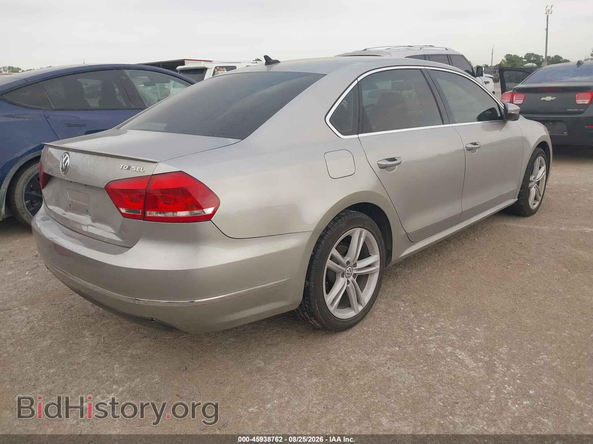 2012 VOLKSWAGEN PASSAT - VIN: 1VWCN7A34CC008733 - Фото 4