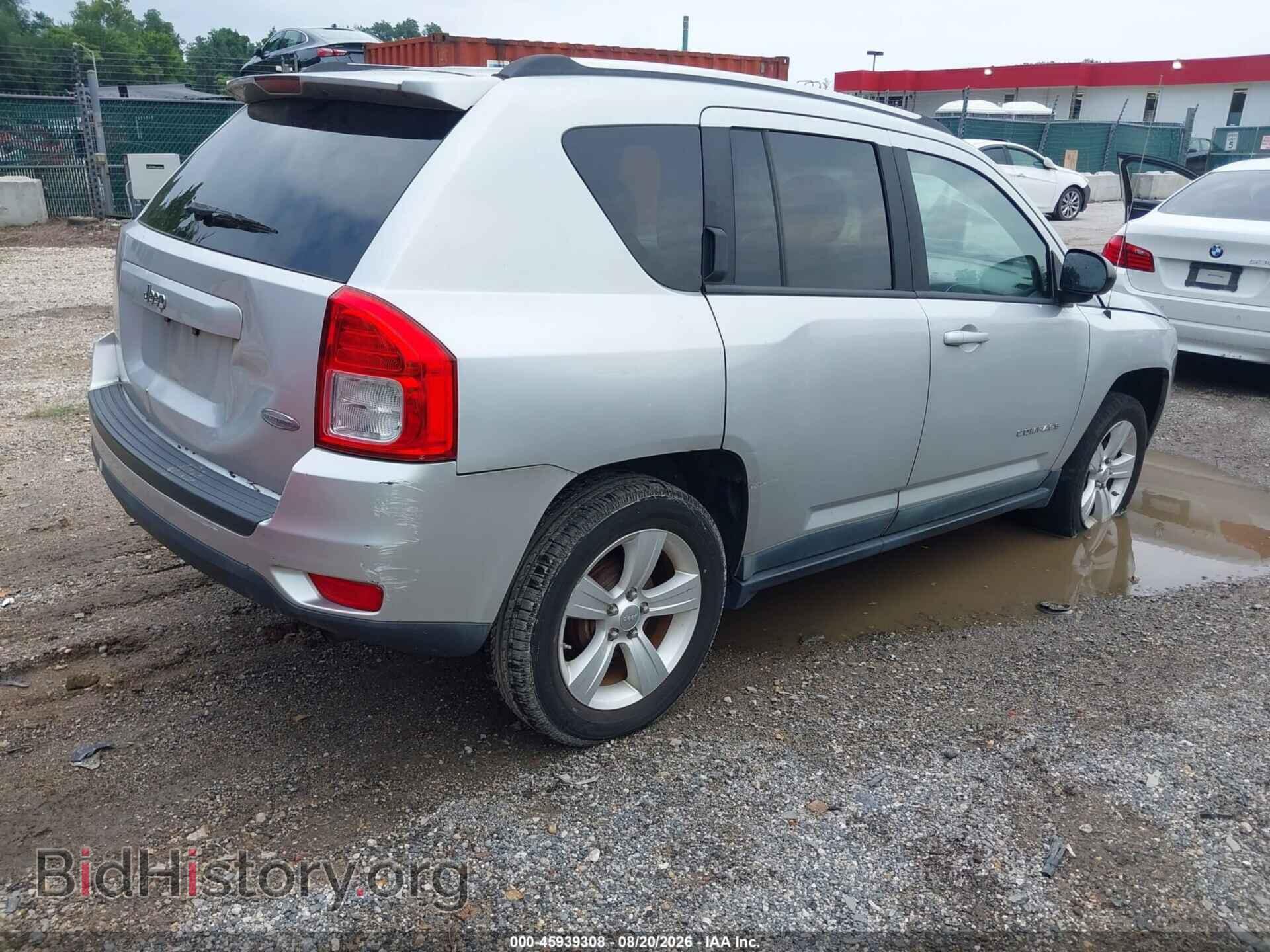 2011 JEEP COMPASS - VIN: 1J4NT1FA1BD246547 - Photo 4