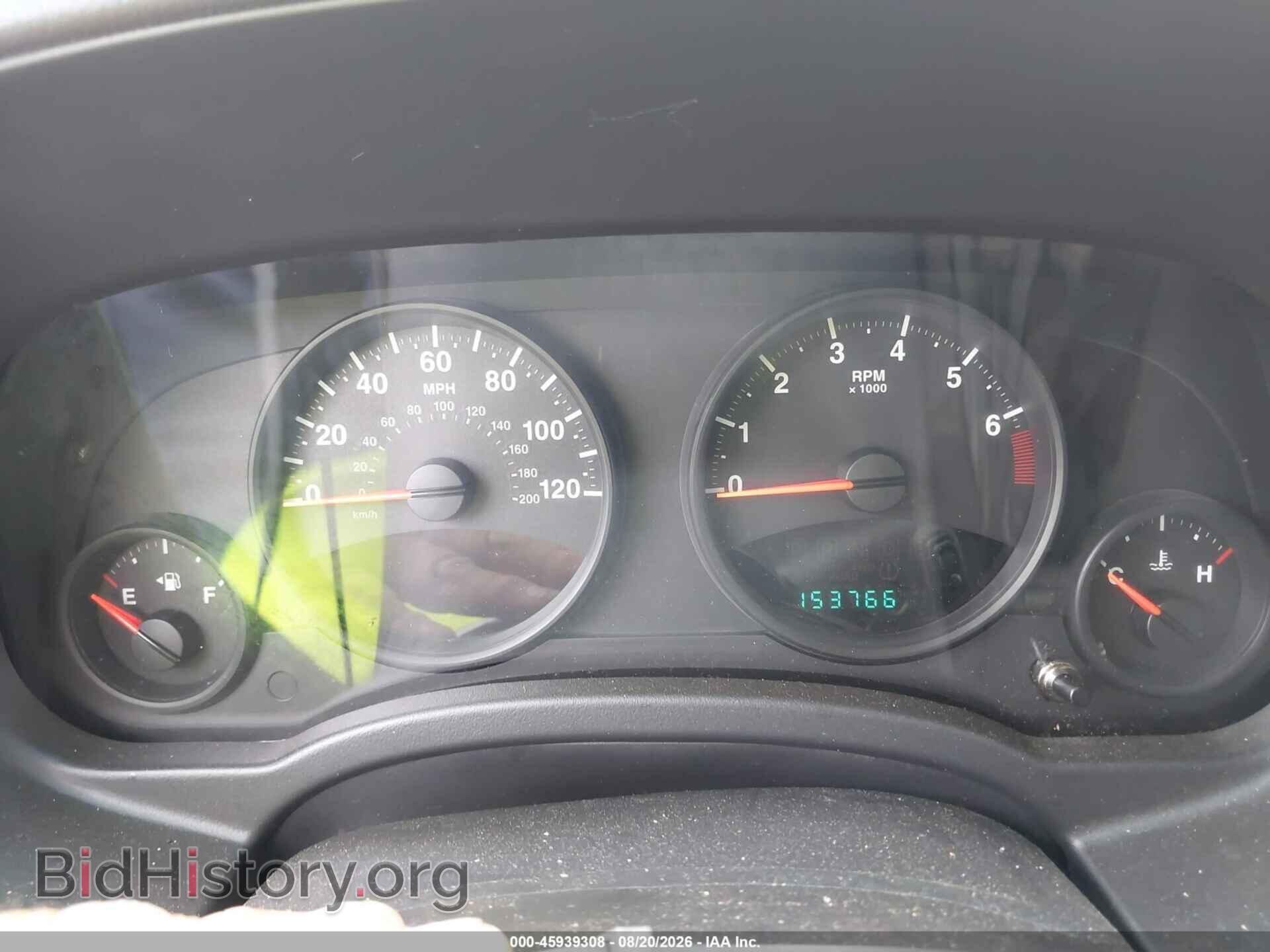 2011 JEEP COMPASS - VIN: 1J4NT1FA1BD246547 - Photo 7