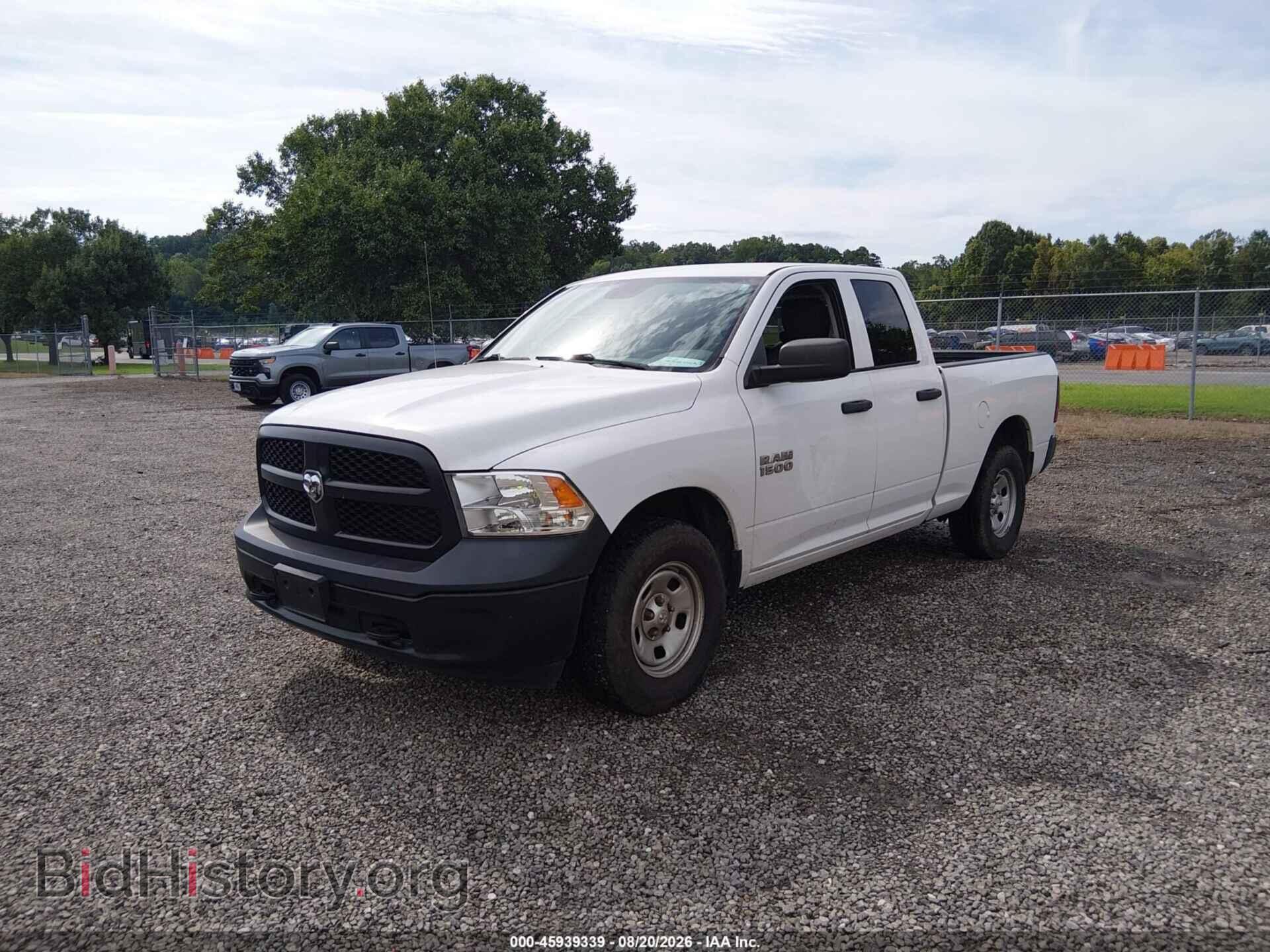 2016 RAM 1500 - VIN: 1C6RR7FG2GS390440 - Фото 2