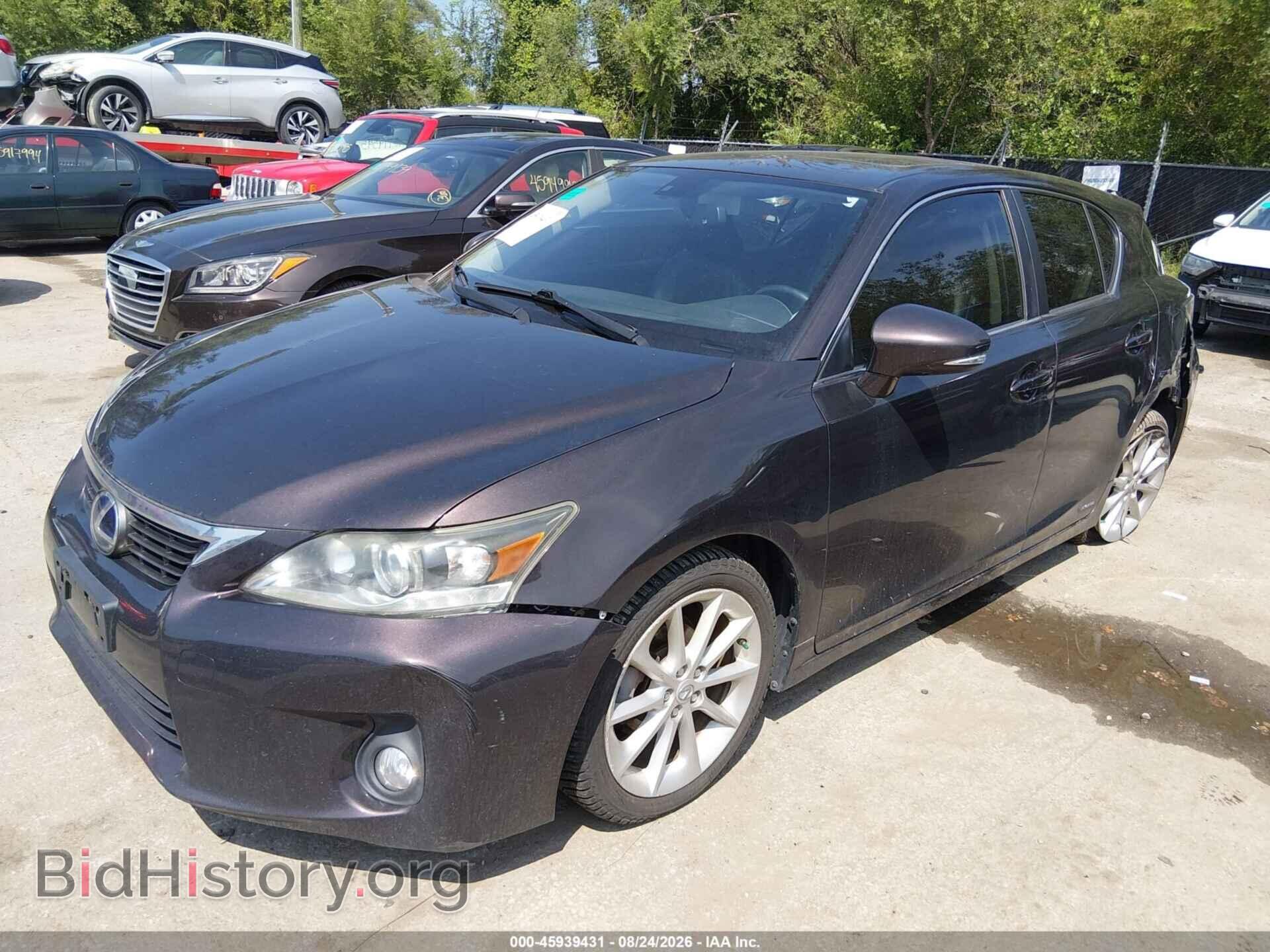2011 LEXUS CT 200H - VIN: JTHKD5BH1B2033477 - Photo 2