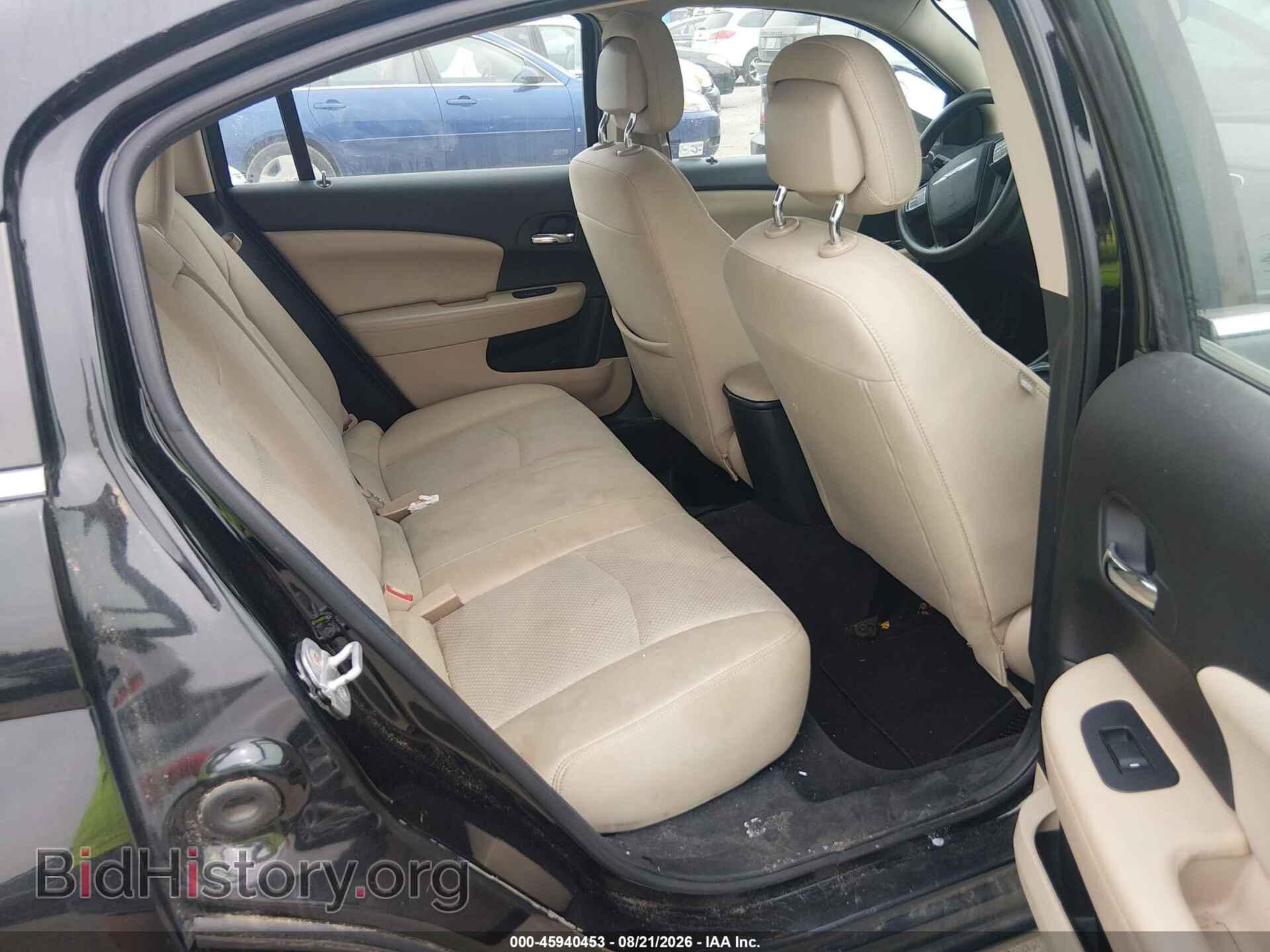 2011 CHRYSLER 200 - VIN: 1C3BC4FB8BN553778 - Photo 8