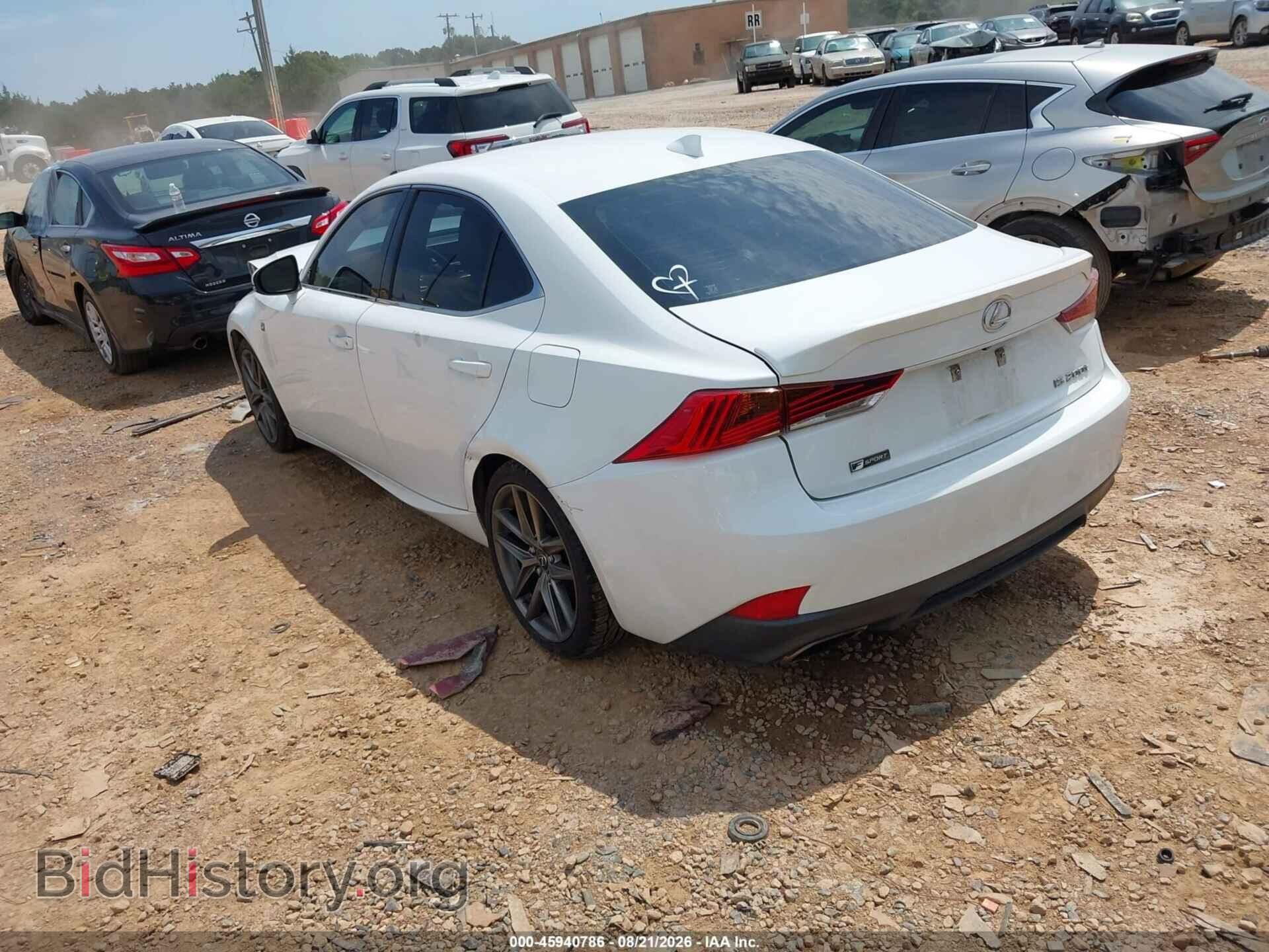 2017 LEXUS IS 200T - VIN: JTHBA1D26H5043343 - Photo 3