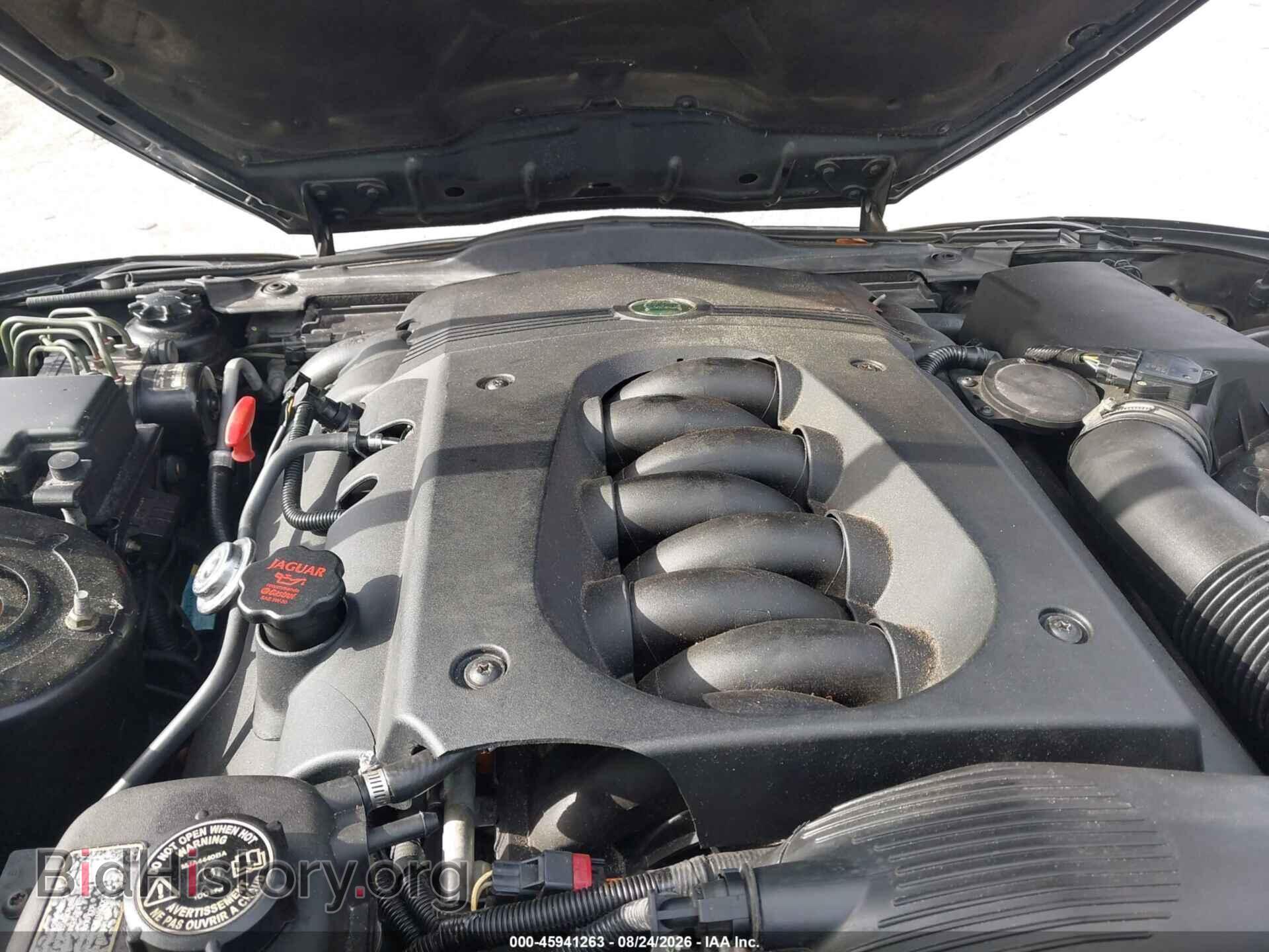 2006 JAGUAR XK8 - VIN: SAJDA42C162A46404 - Photo 10