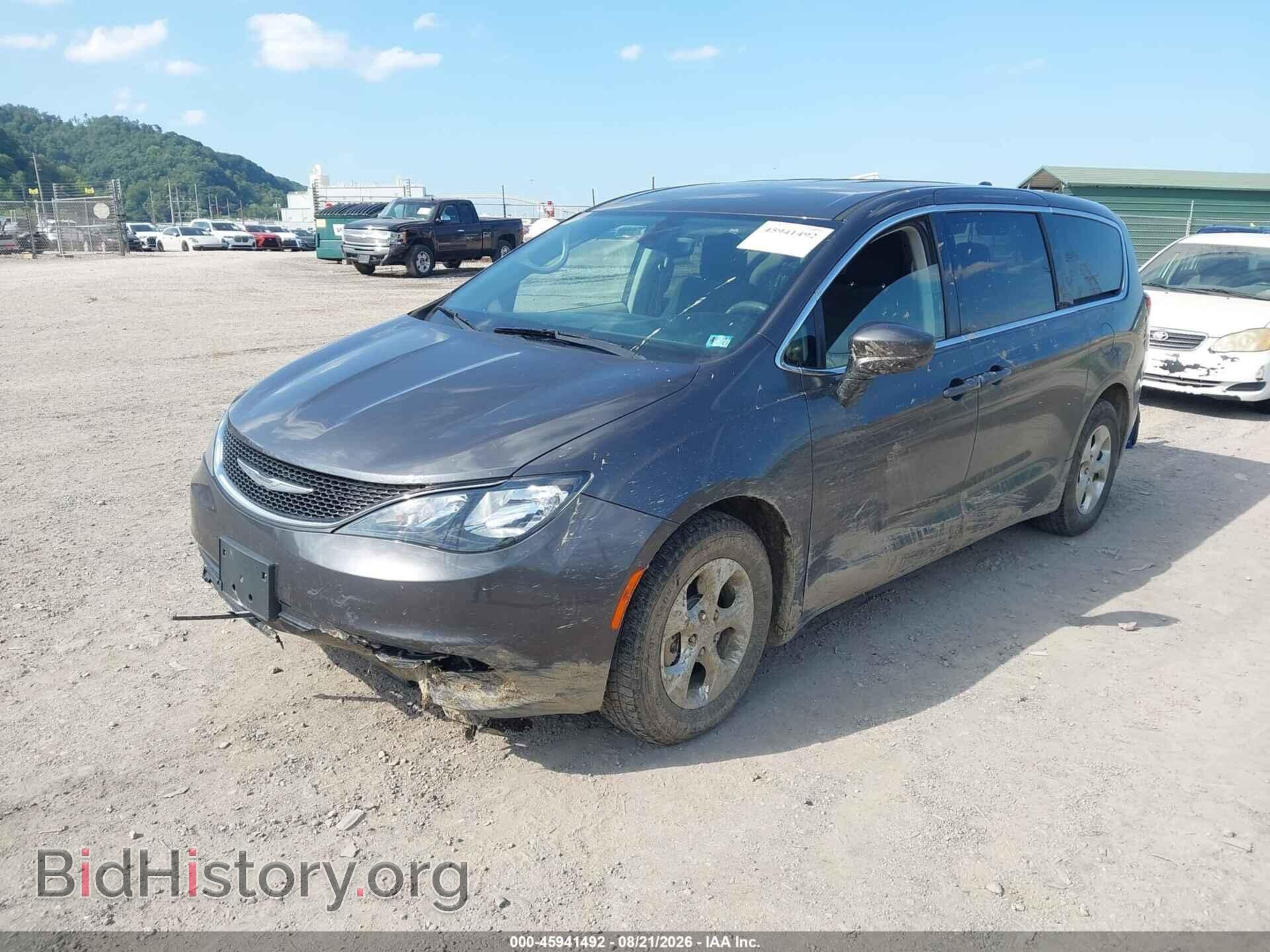 2017 CHRYSLER PACIFICA - VIN: 2C4RC1CG7HR854854 - Photo 2