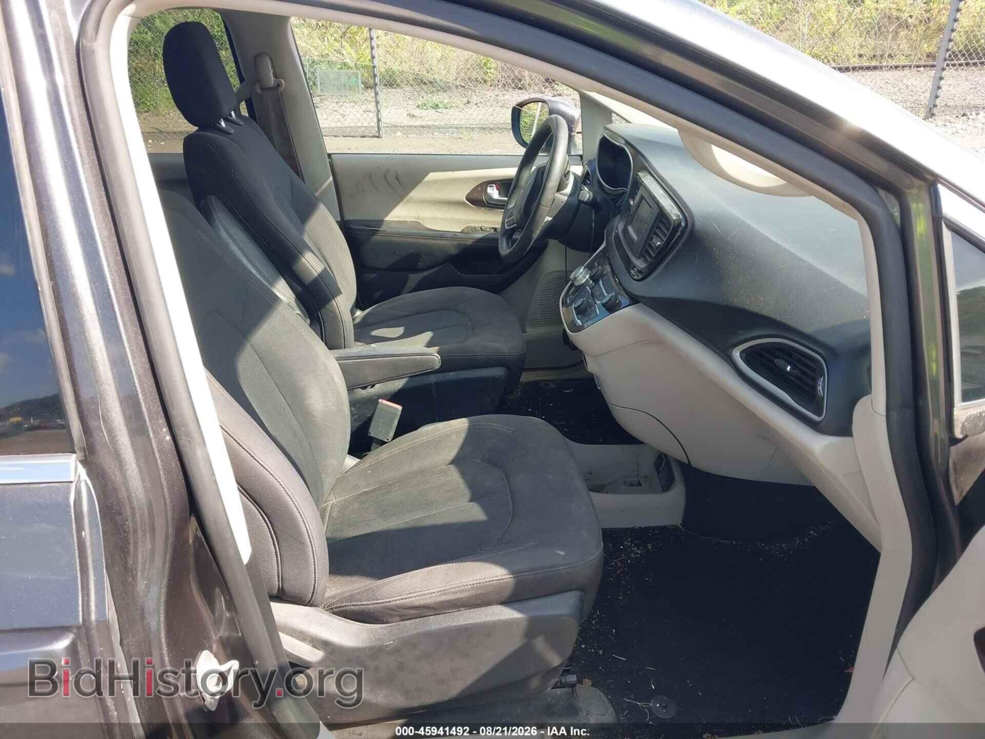 2017 CHRYSLER PACIFICA - VIN: 2C4RC1CG7HR854854 - Photo 5
