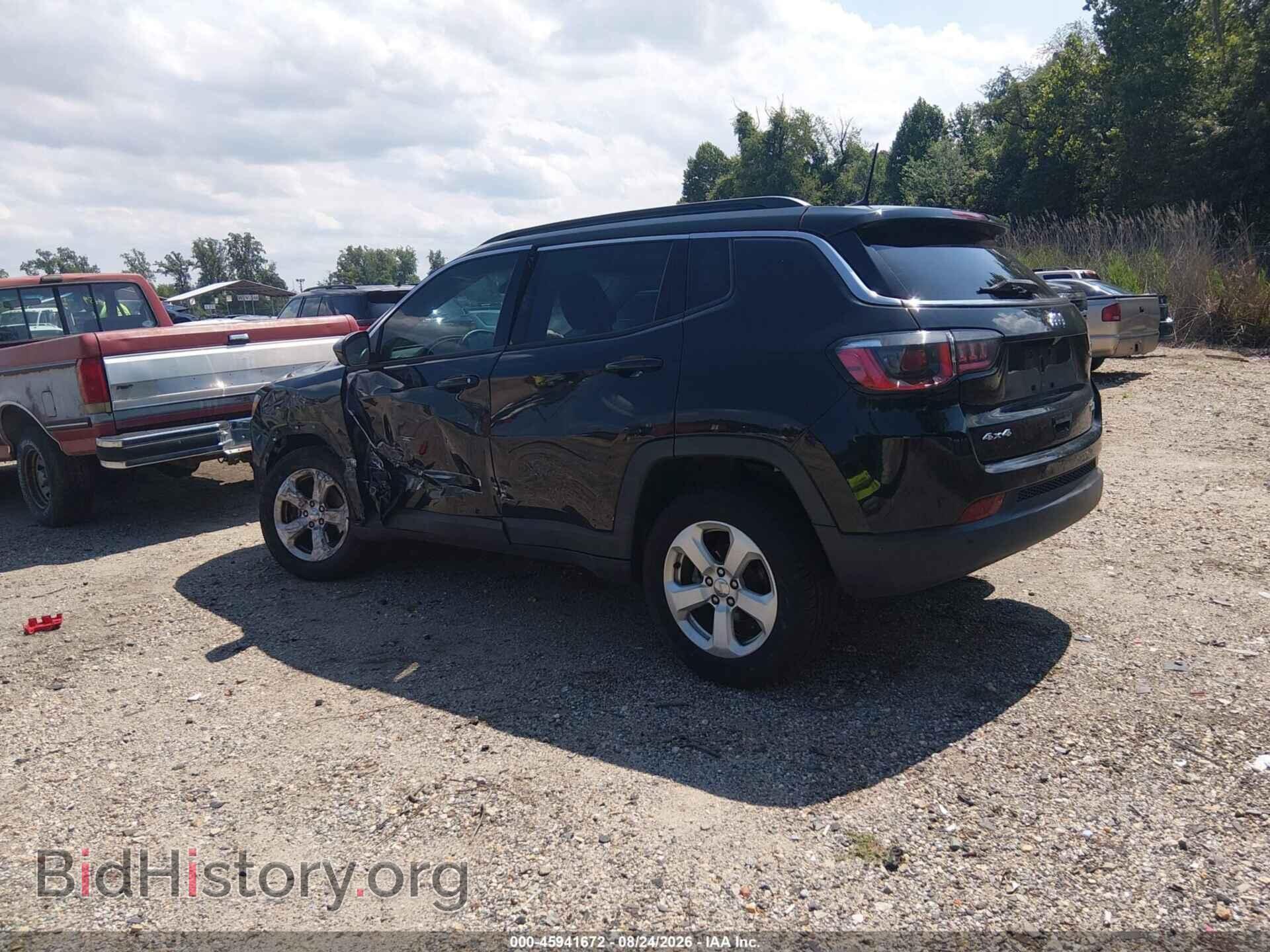 2019 JEEP COMPASS - VIN: 3C4NJDBB6KT671848 - Фото 3
