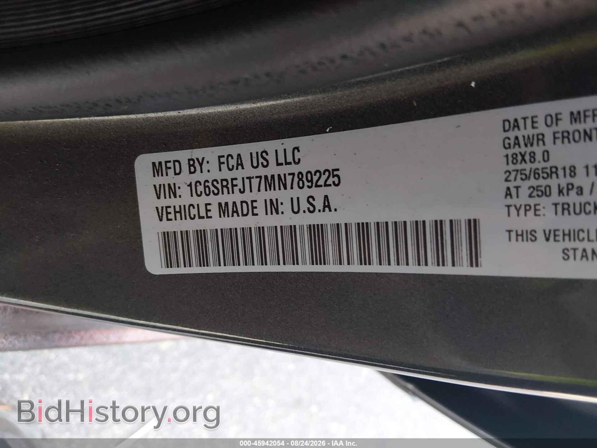 2021 RAM 1500 - VIN: 1C6SRFJT7MN789225 - Фото 9