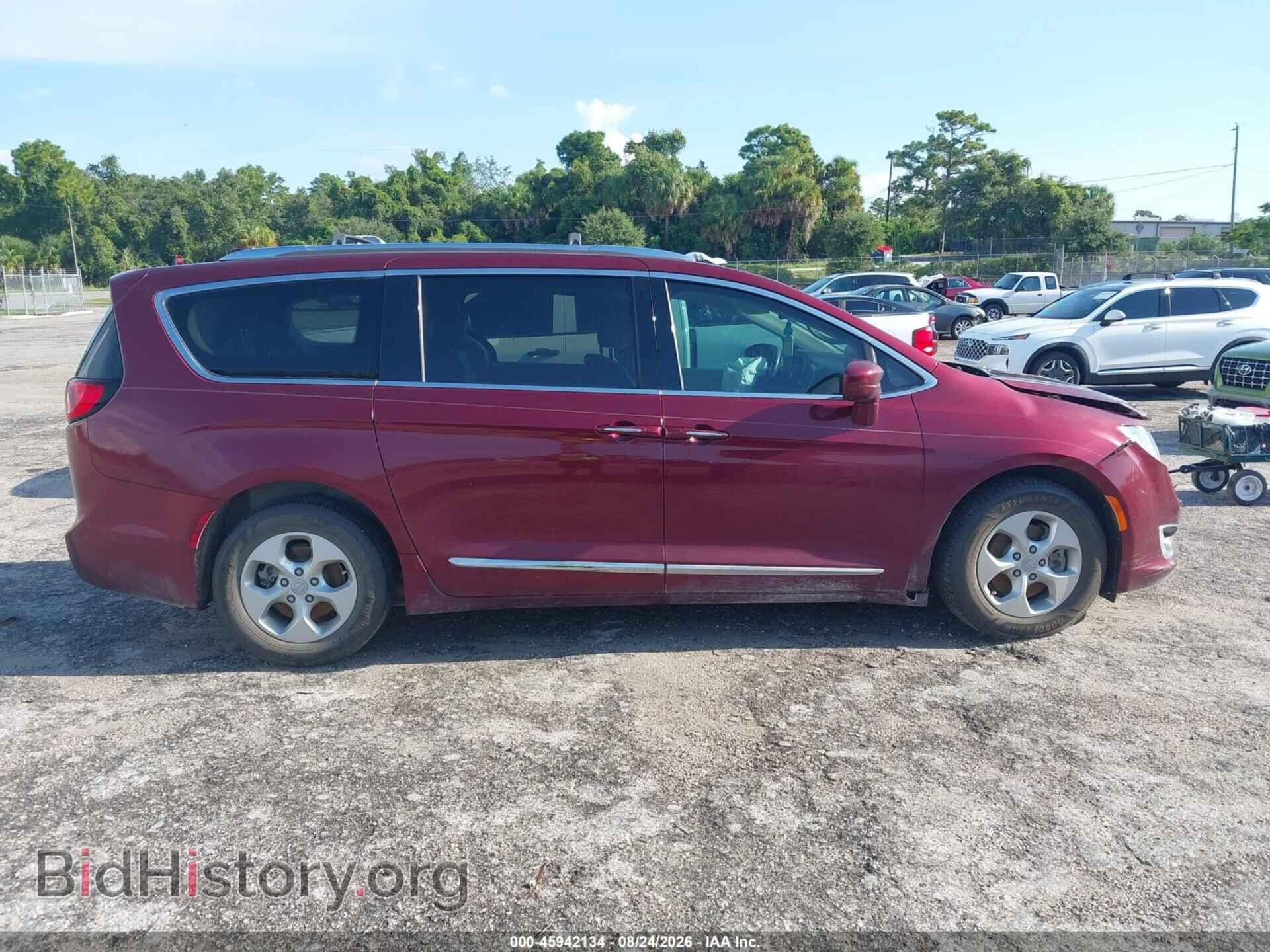 2017 CHRYSLER PACIFICA - VIN: 2C4RC1EG9HR708632 - Photo 13