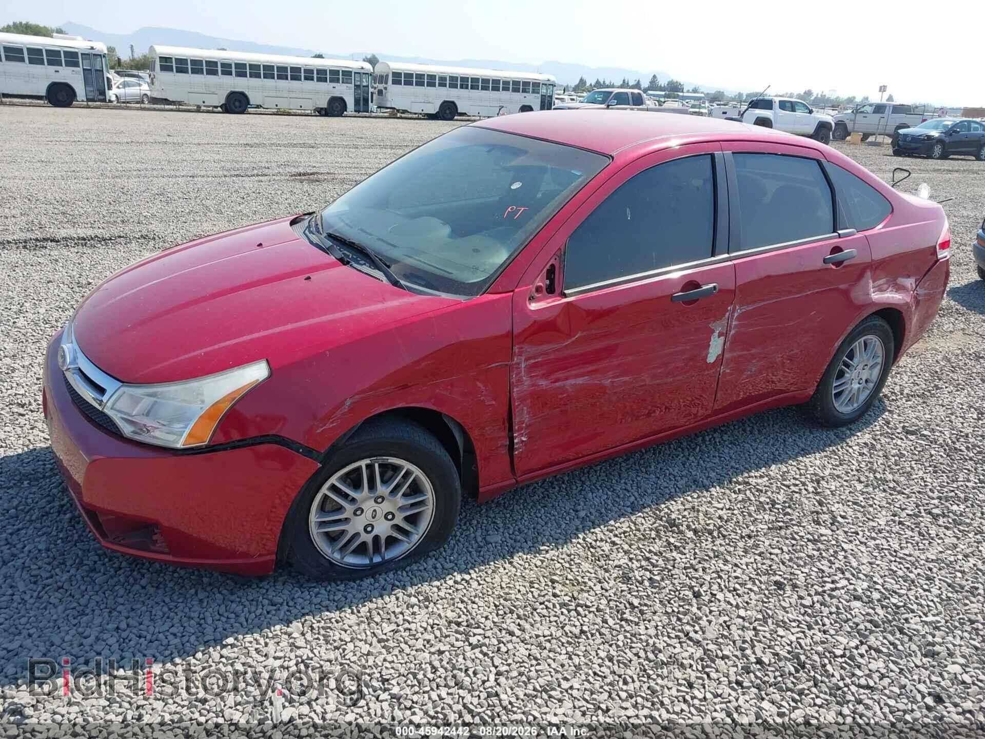 2011 FORD FOCUS - VIN: 1FAHP3FN1BW107325 - Фото 2