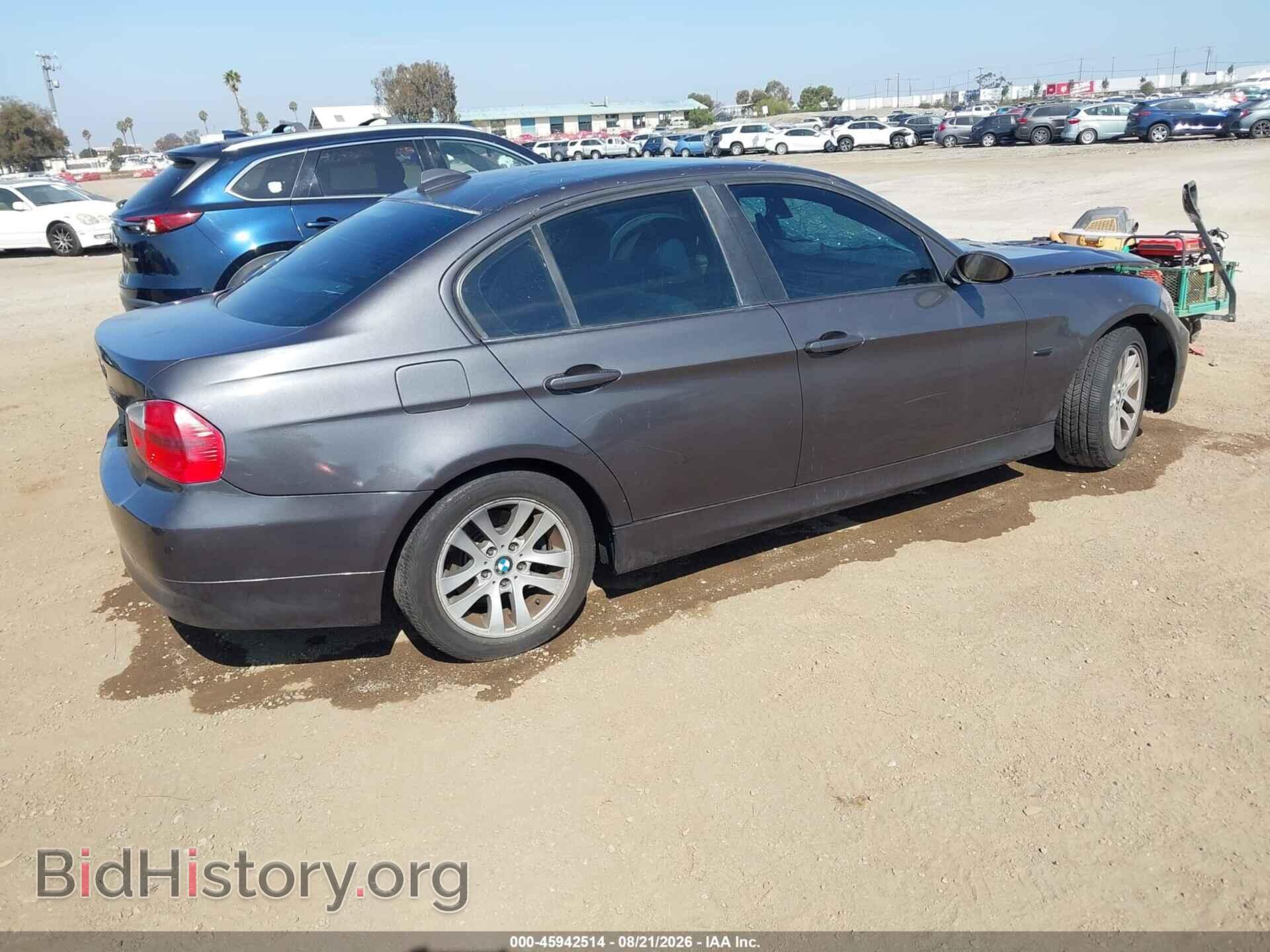 2006 BMW 325I - VIN: WBAVB13596PT22114 - Фото 4