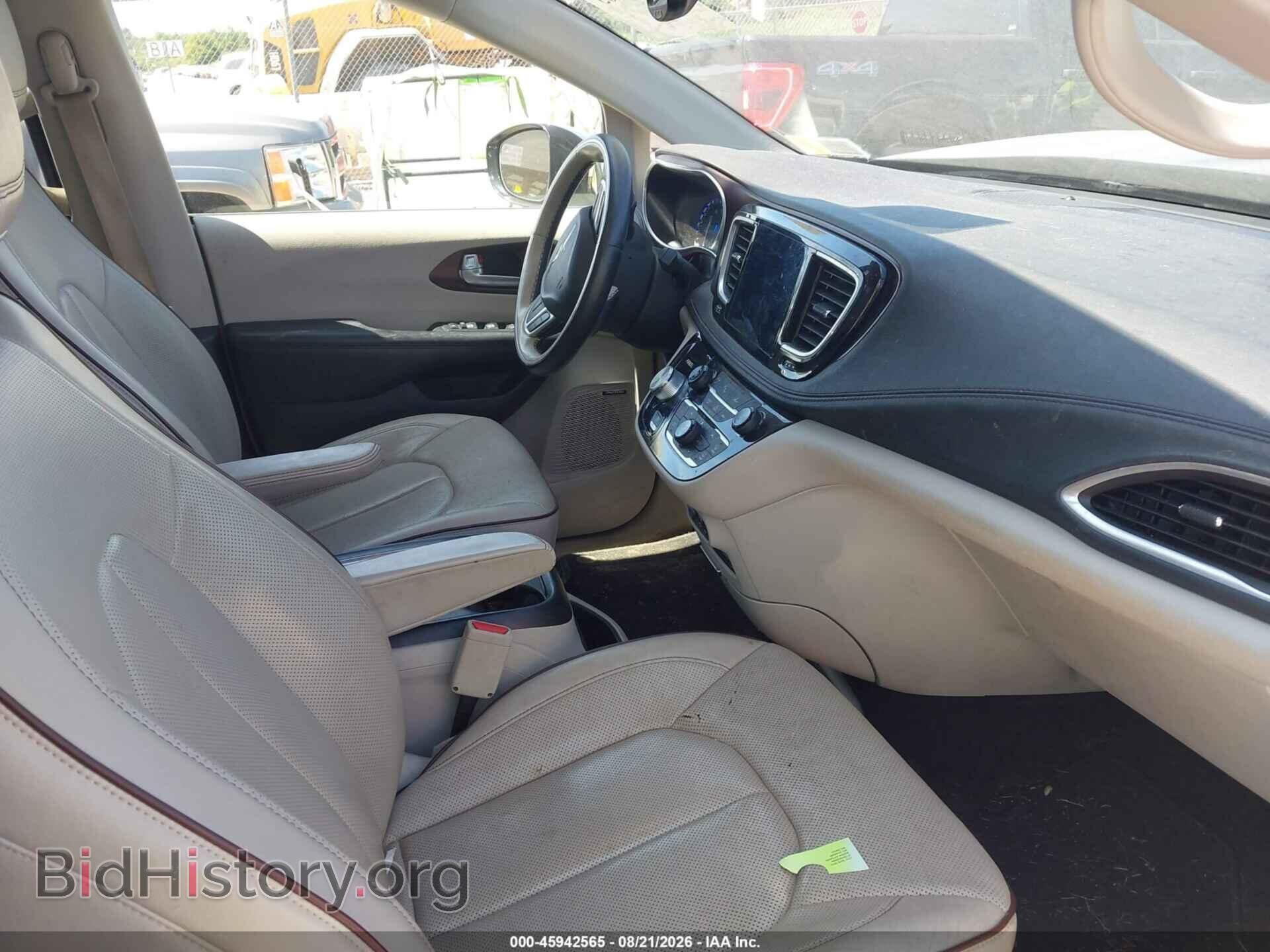 2017 CHRYSLER PACIFICA - VIN: 2C4RC1GG5HR643260 - Photo 5