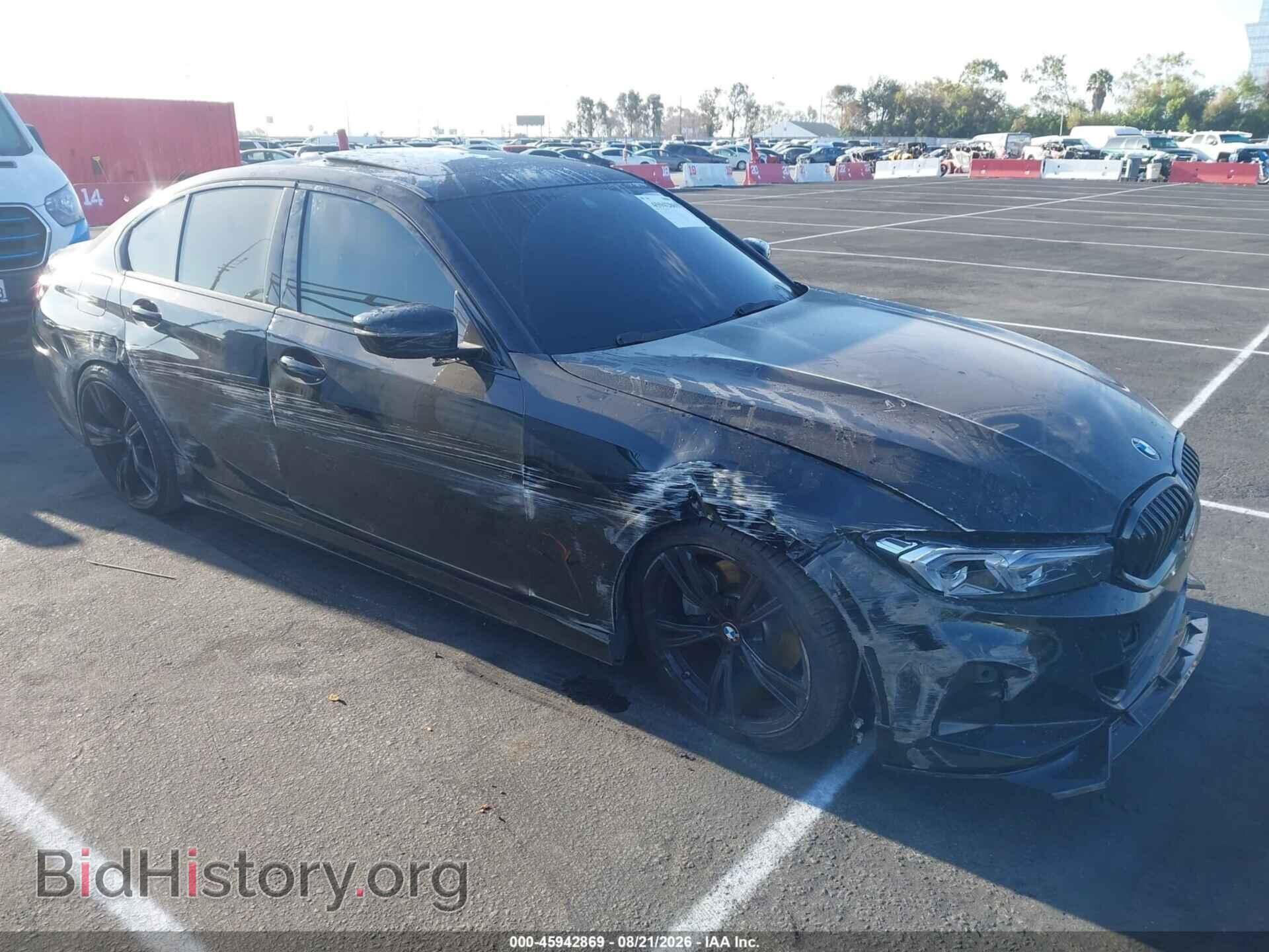 Photo 3MW69FF07R8D88158 - BMW 330I 2024