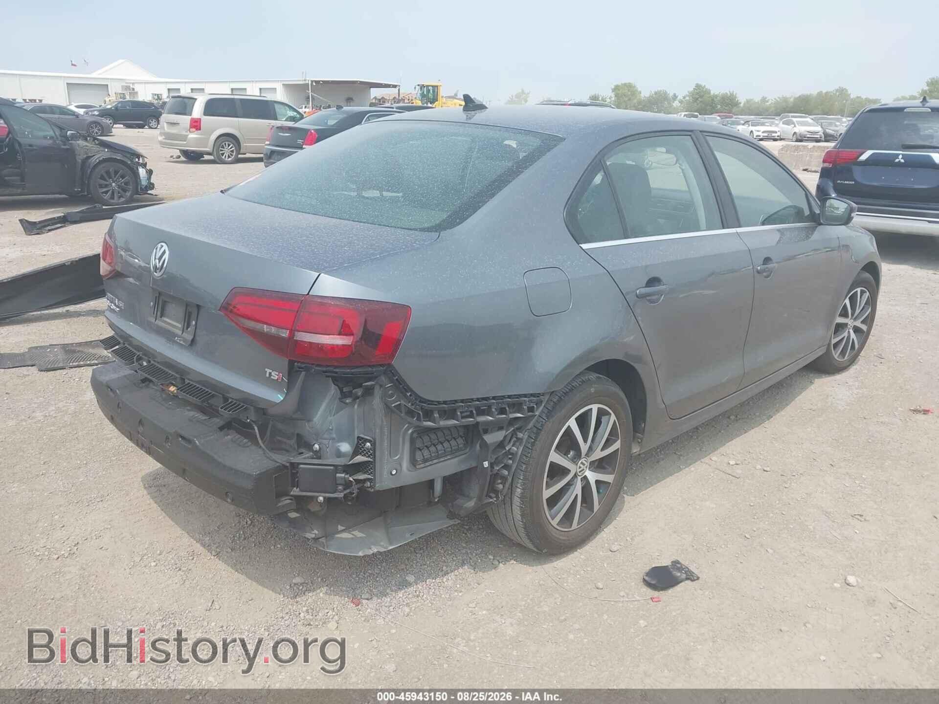 2017 VOLKSWAGEN JETTA - VIN: 3VWDB7AJ4HM281172 - Фото 4