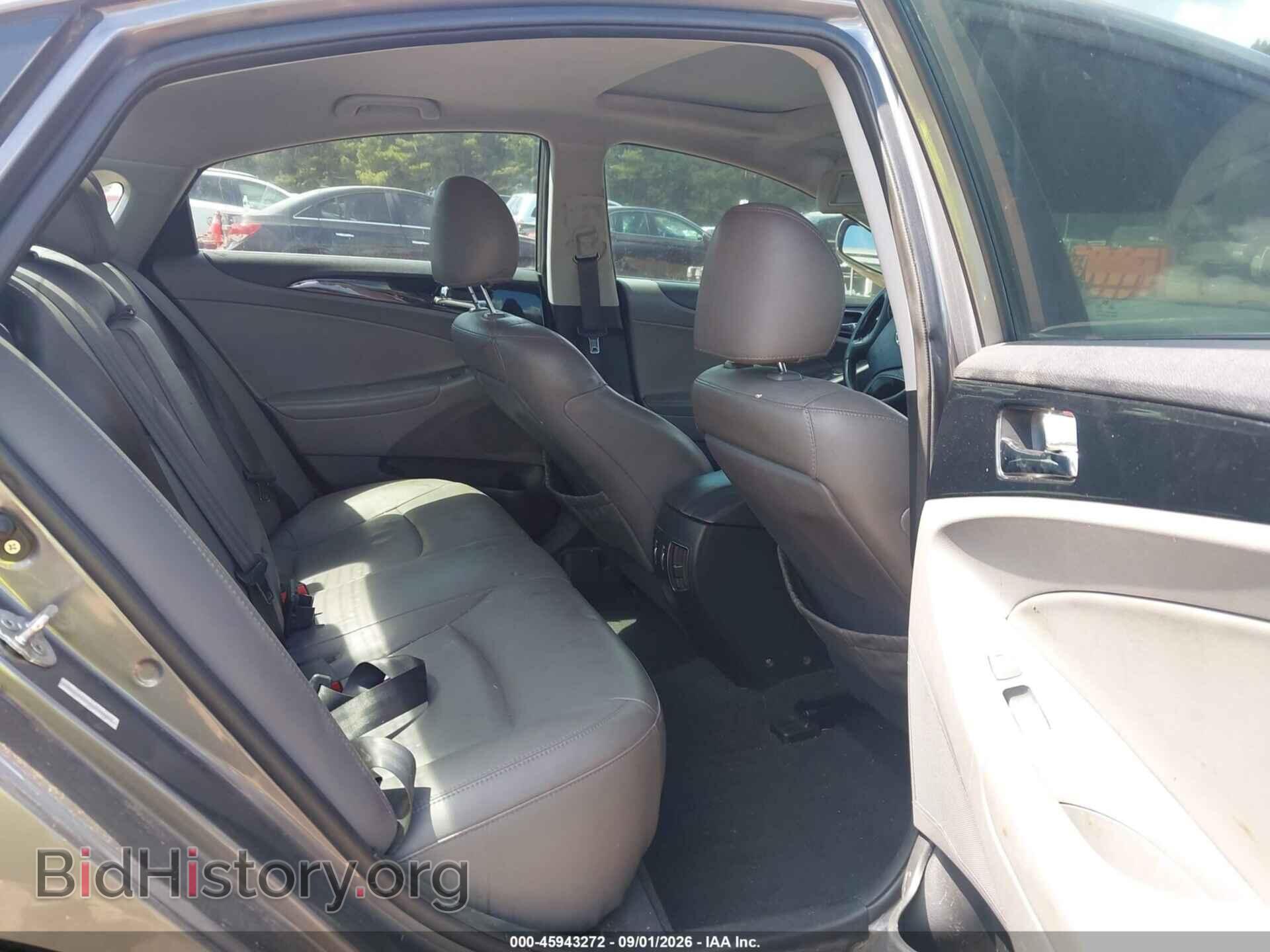 2011 HYUNDAI SONATA - VIN: 5NPEC4AC8BH032391 - Photo 8