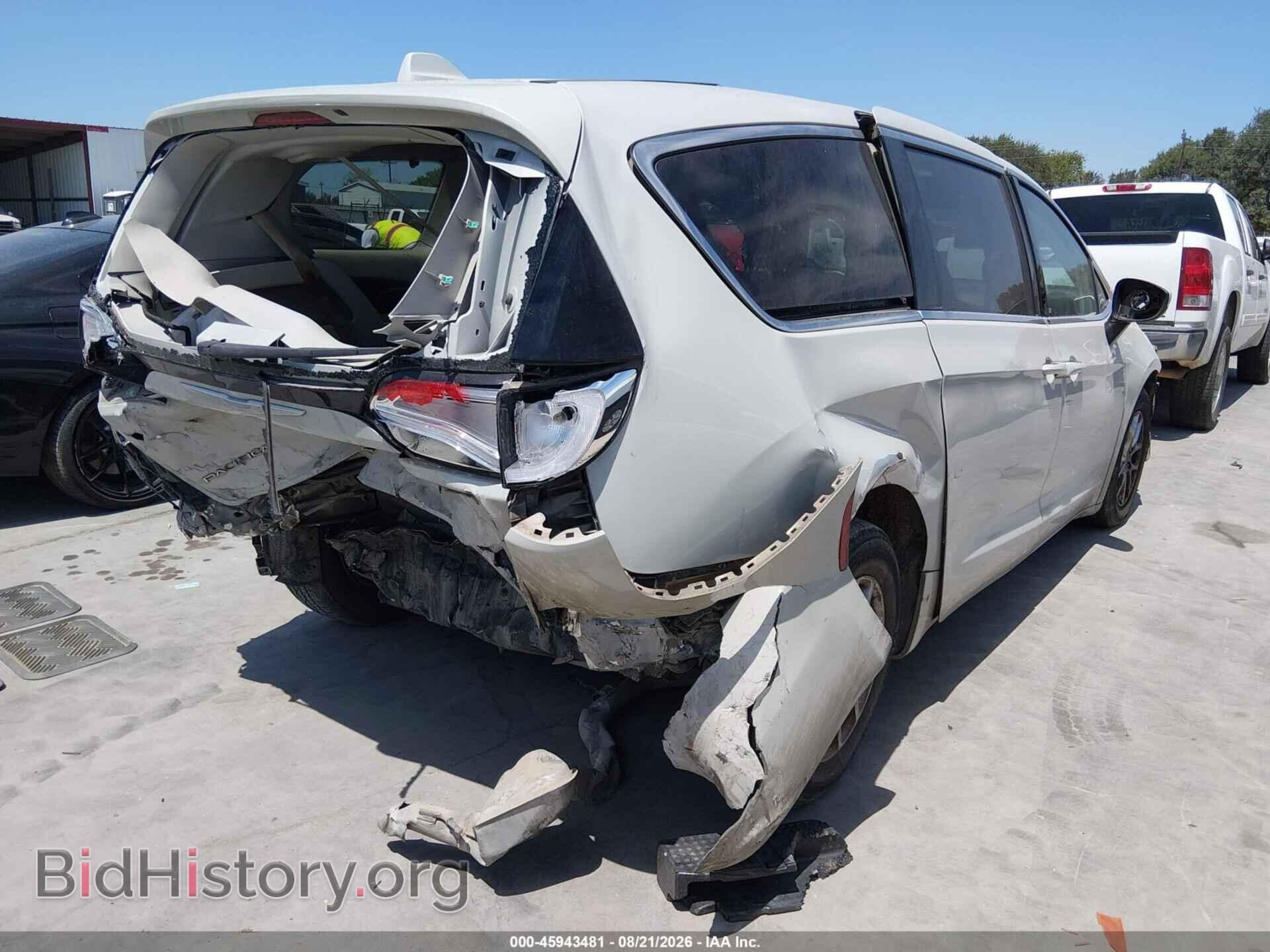 2017 CHRYSLER PACIFICA - VIN: 2C4RC1CG3HR565924 - Photo 4