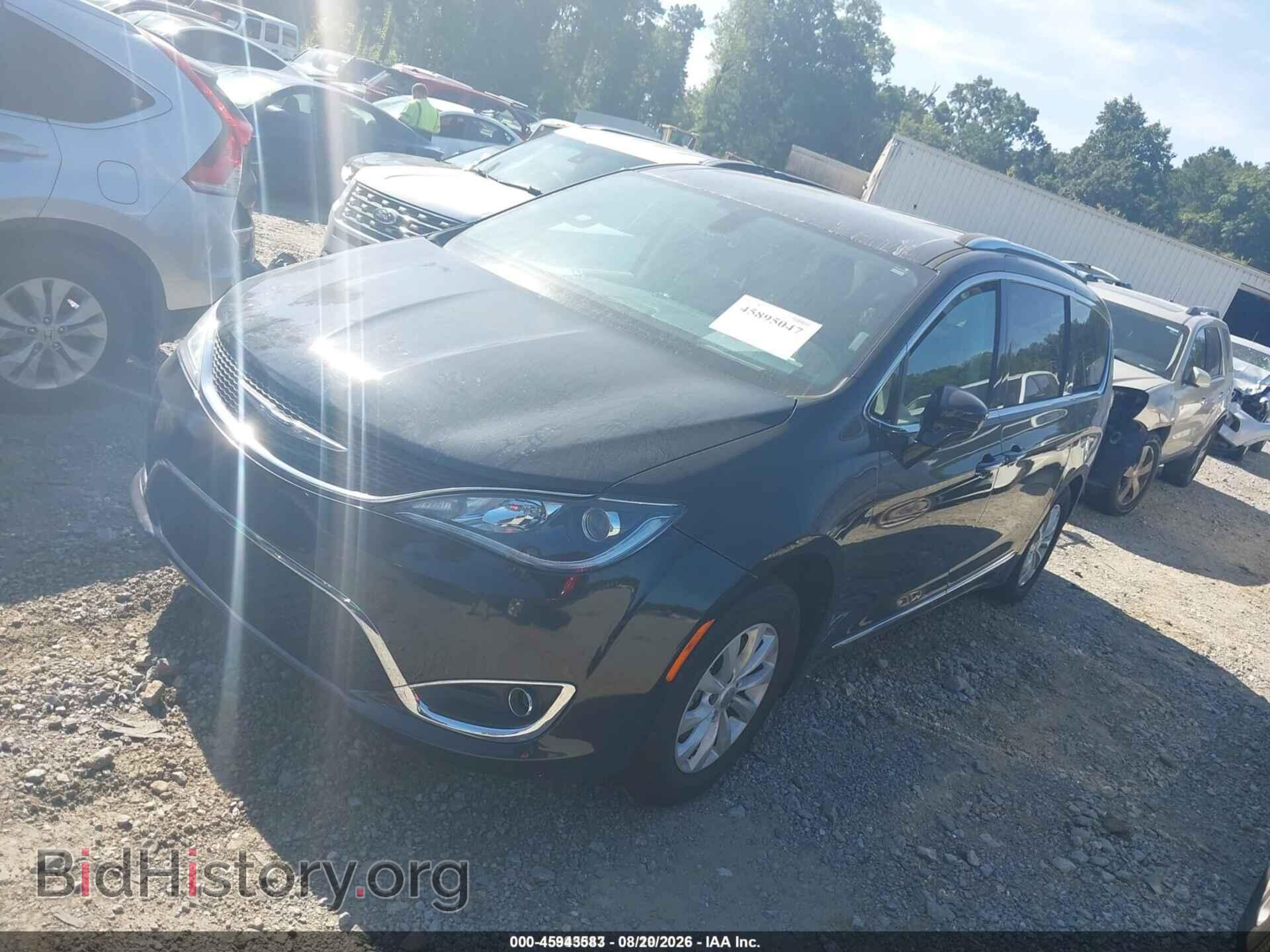 2019 CHRYSLER PACIFICA - VIN: 2C4RC1BG1KR526189 - Photo 2