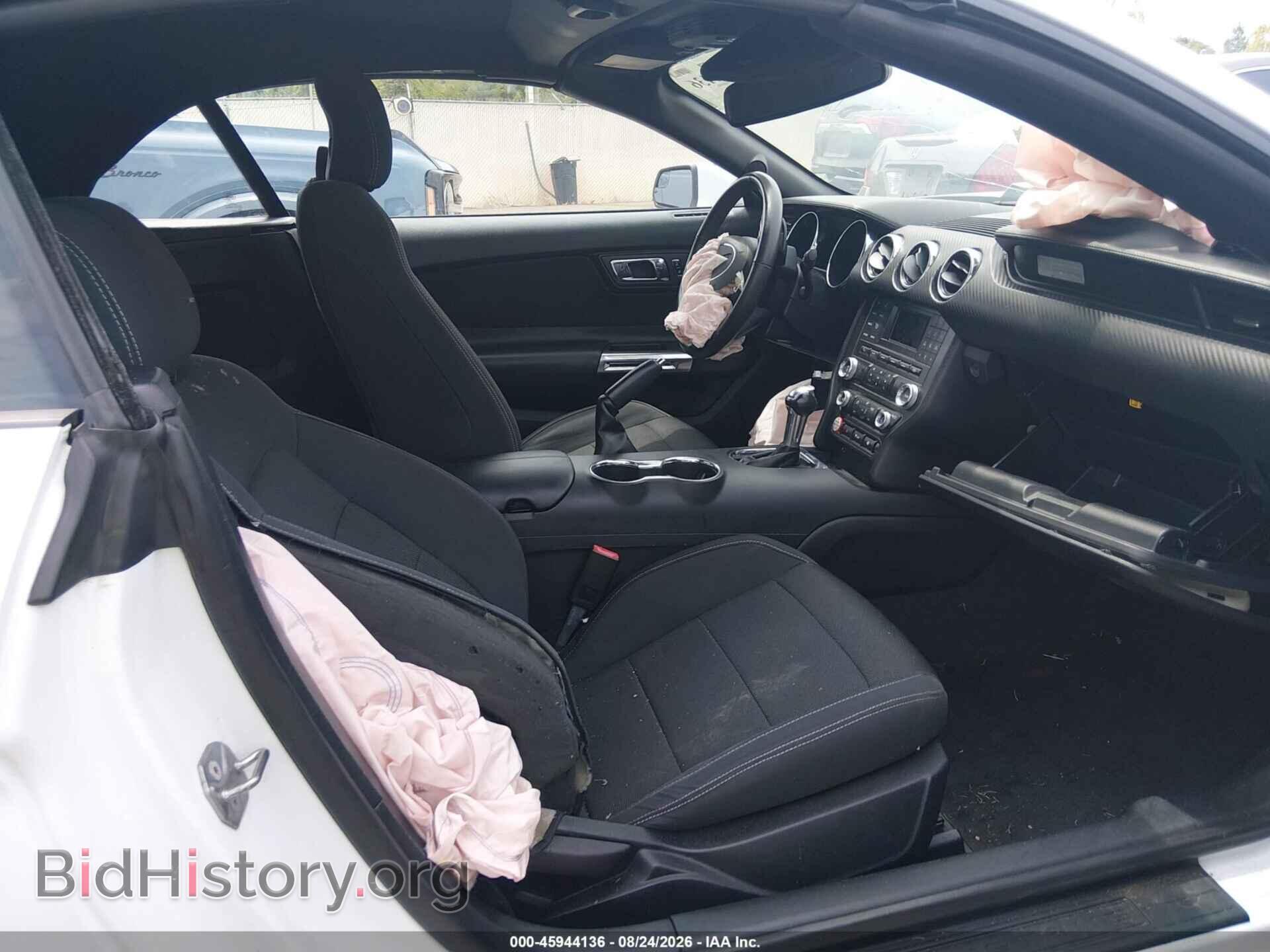 2016 FORD MUSTANG - VIN: 1FATP8EM2G5329384 - Photo 5