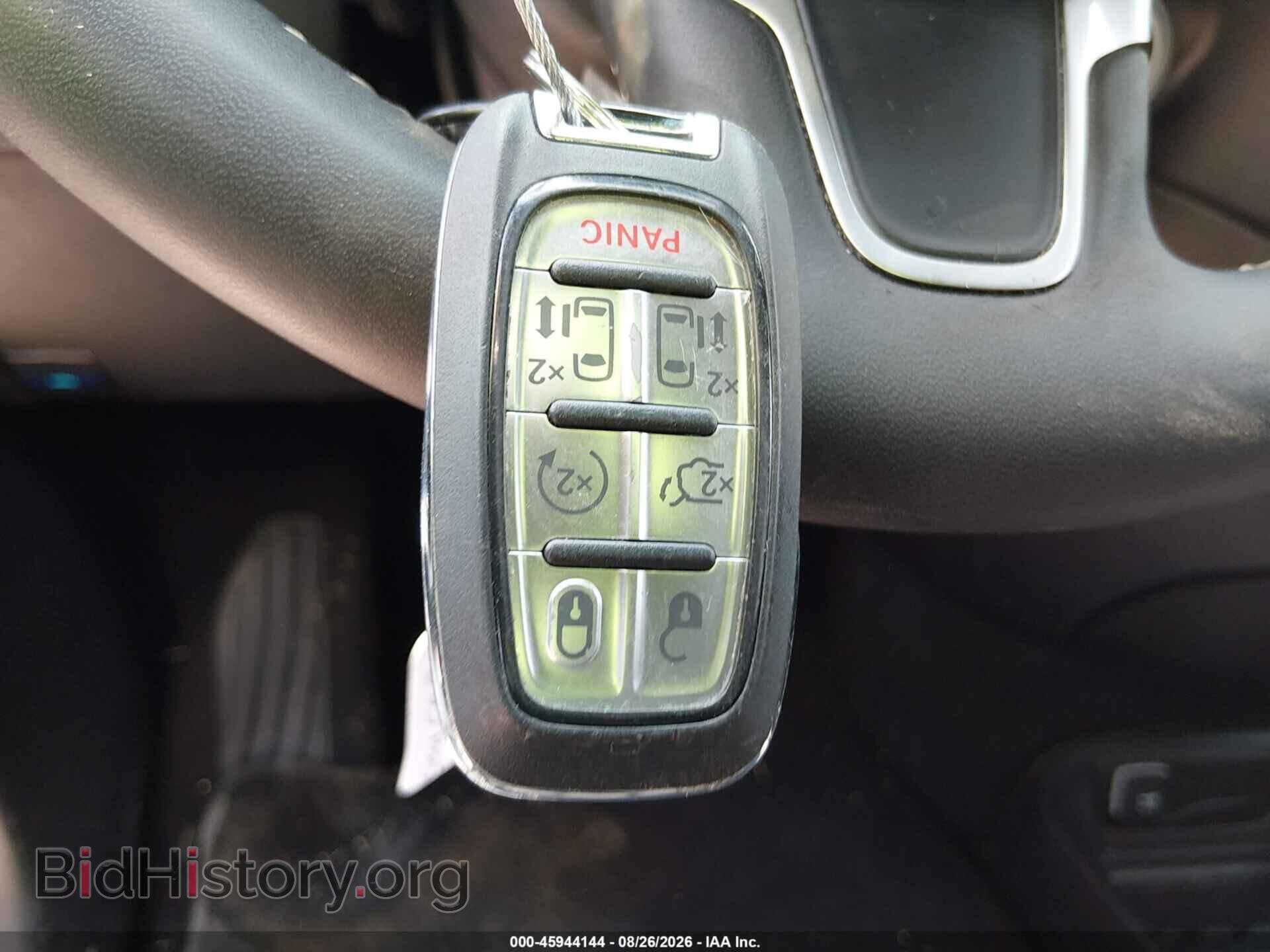 2025 CHRYSLER PACIFICA - VIN: 2C4RC1BG0SR512946 - Photo 11