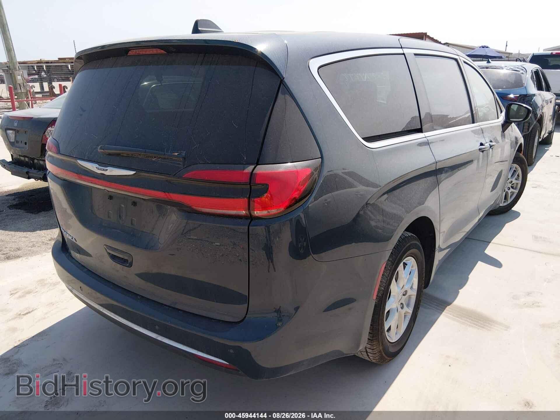 2025 CHRYSLER PACIFICA - VIN: 2C4RC1BG0SR512946 - Photo 4