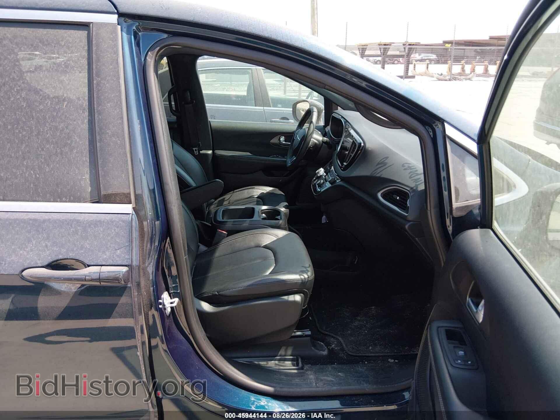 2025 CHRYSLER PACIFICA - VIN: 2C4RC1BG0SR512946 - Photo 5