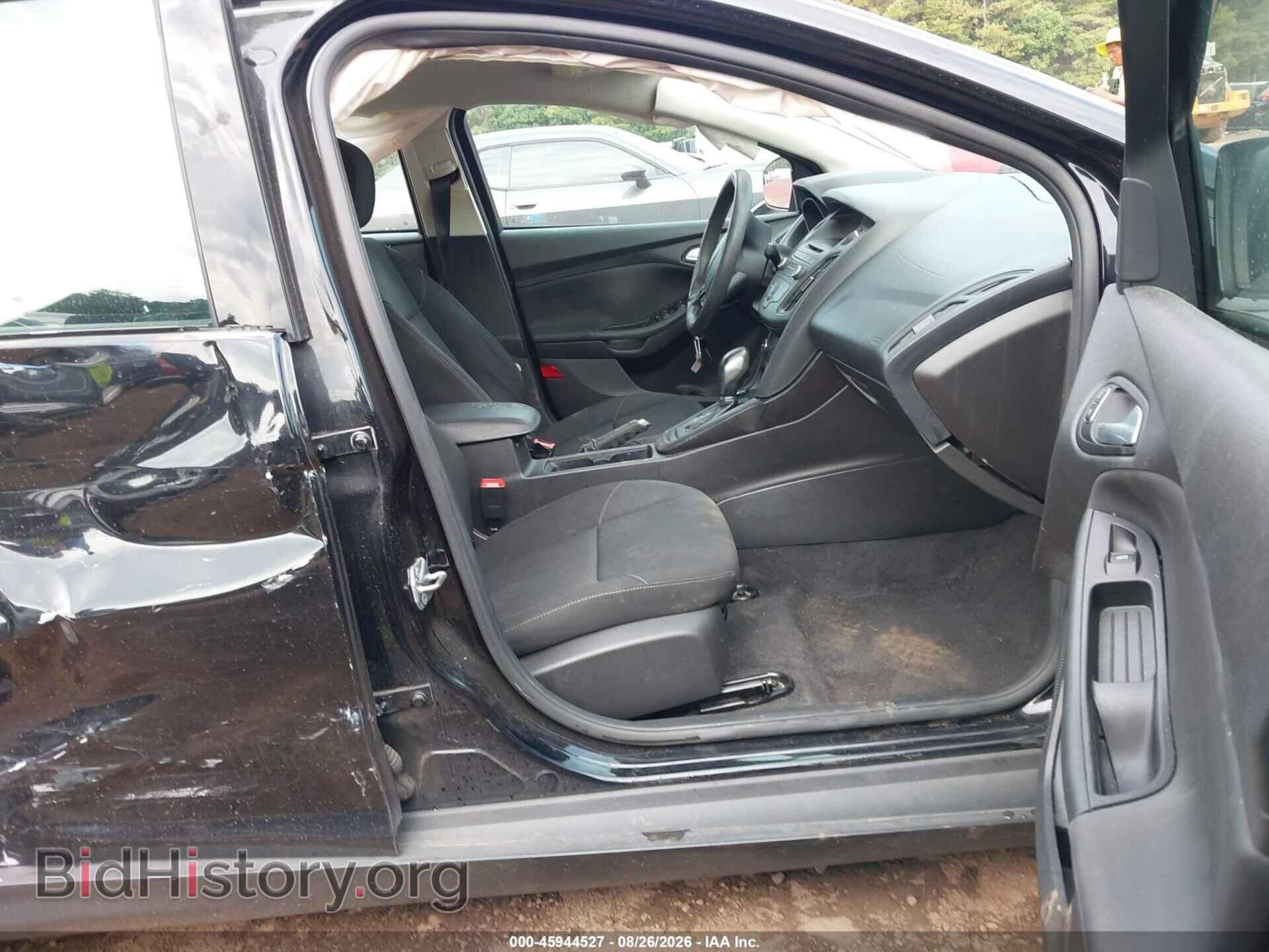 2017 FORD FOCUS - VIN: 1FADP3F22HL345702 - Photo 5