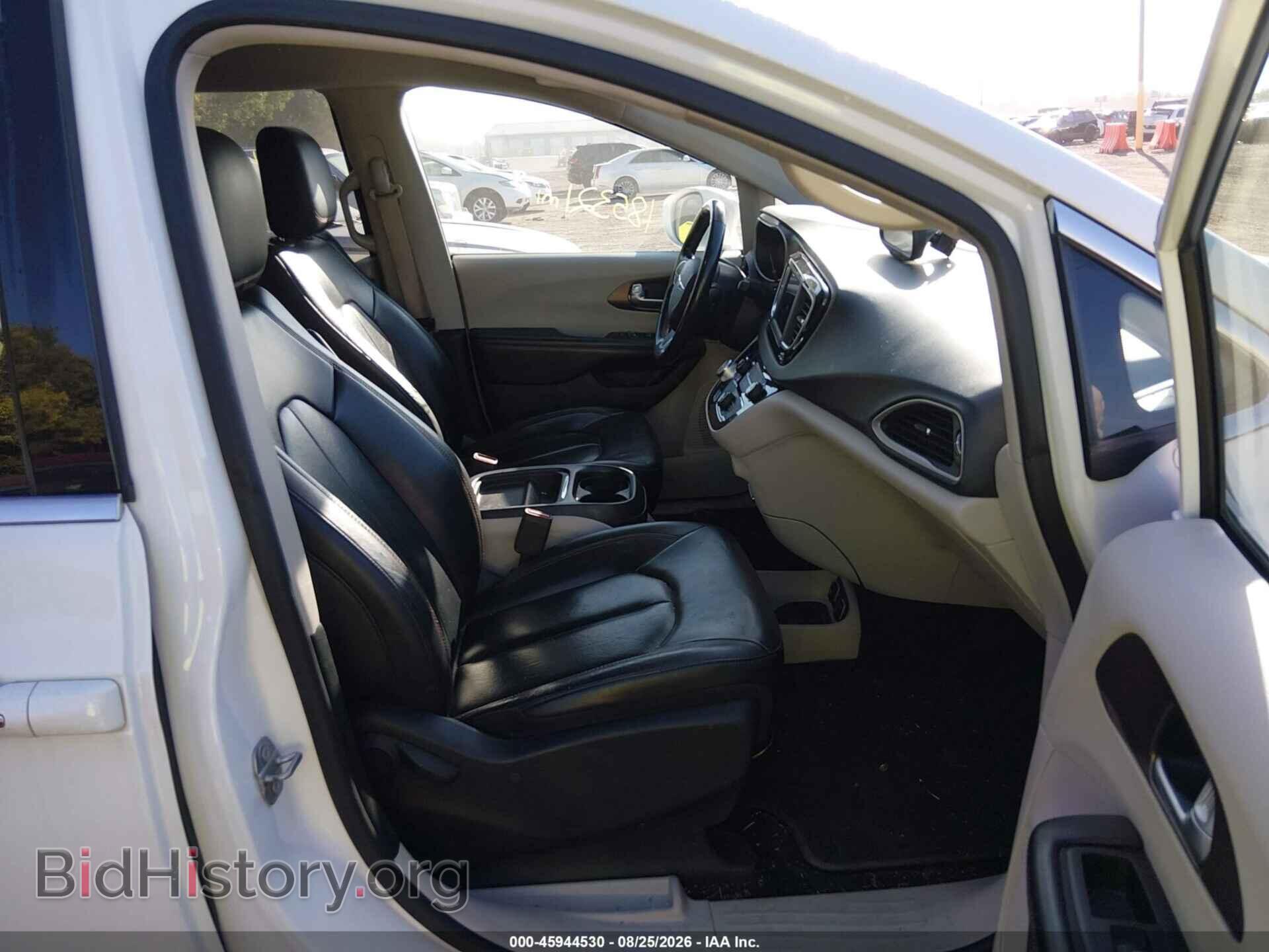 2019 CHRYSLER PACIFICA - VIN: 2C4RC1BG7KR593024 - Photo 5