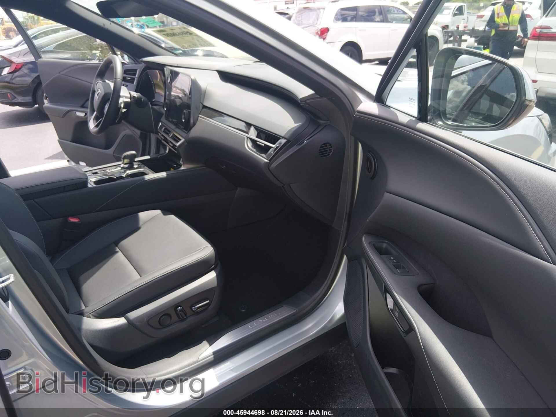 2026 LEXUS RX 350 - VIN: 2T2BAMBA7TC069972 - Photo 5