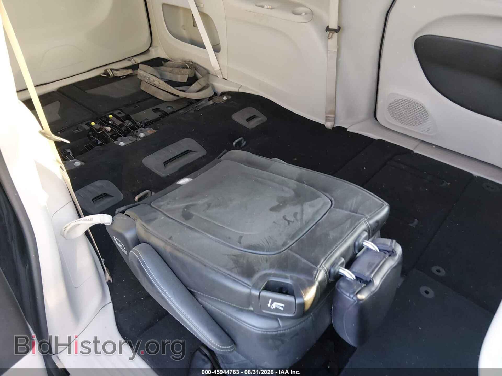 2024 CHRYSLER PACIFICA - VIN: 2C4RC1BG6RR172972 - Photo 8