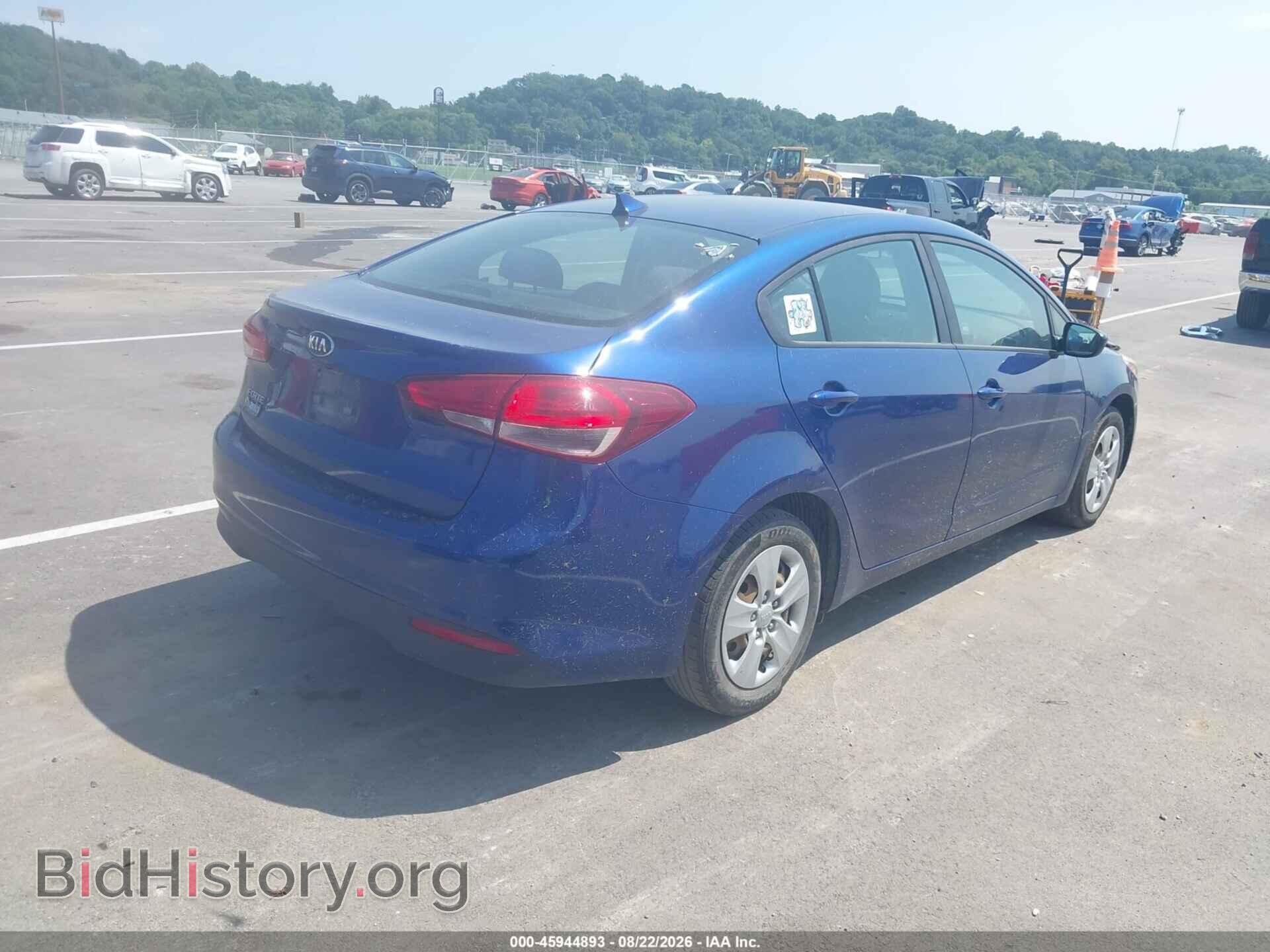 2017 KIA FORTE - VIN: 3KPFL4A78HE137257 - Фото 4
