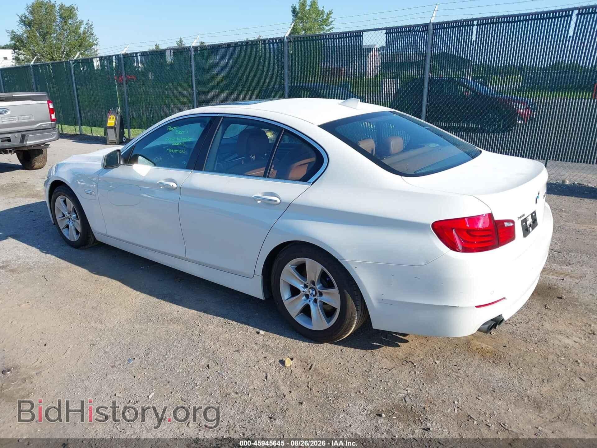 2013 BMW 528I - VIN: WBAXH5C55DD113045 - Фото 3