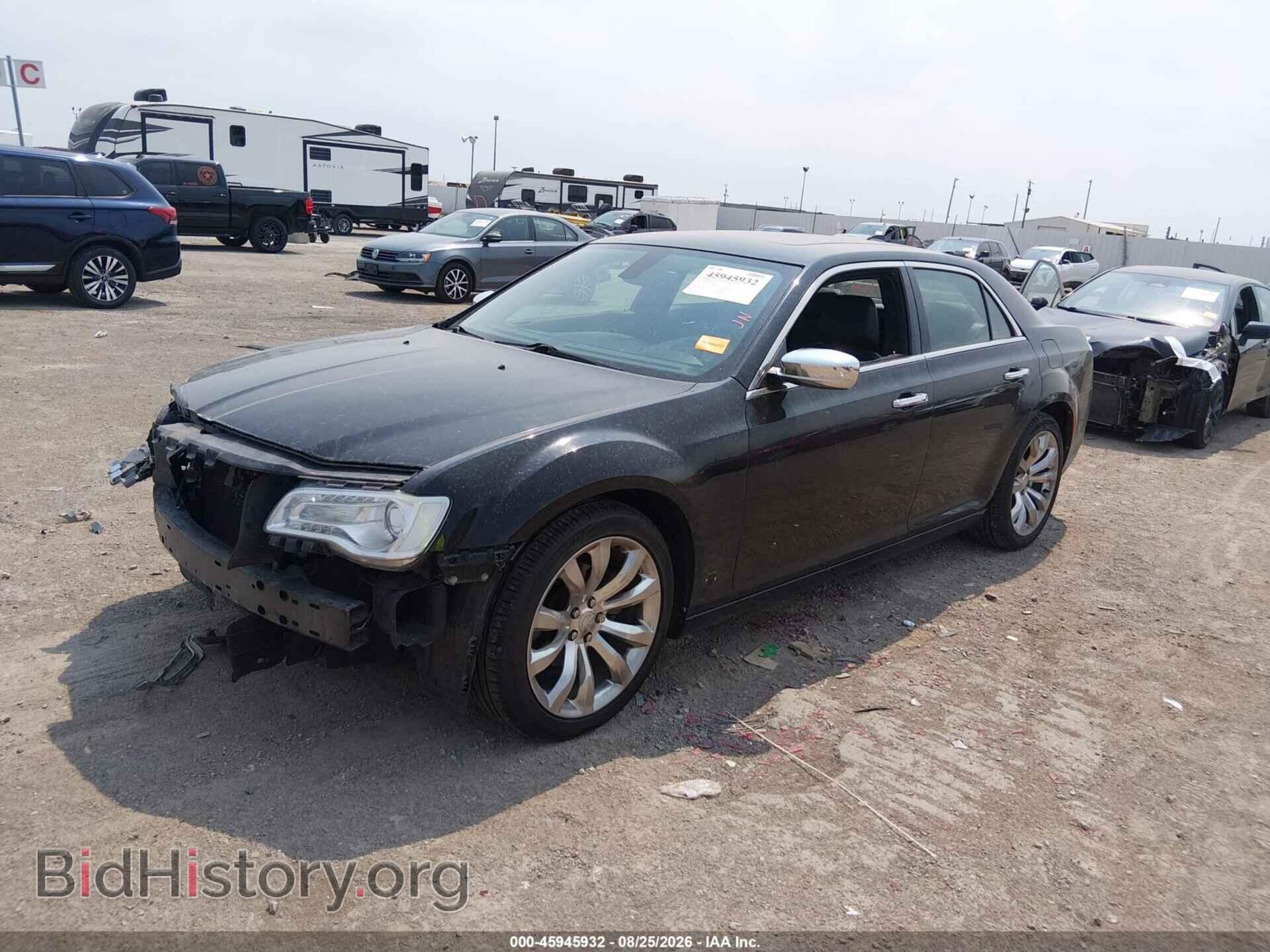 2016 CHRYSLER 300C - VIN: 2C3CCAEG1GH220029 - Photo 2