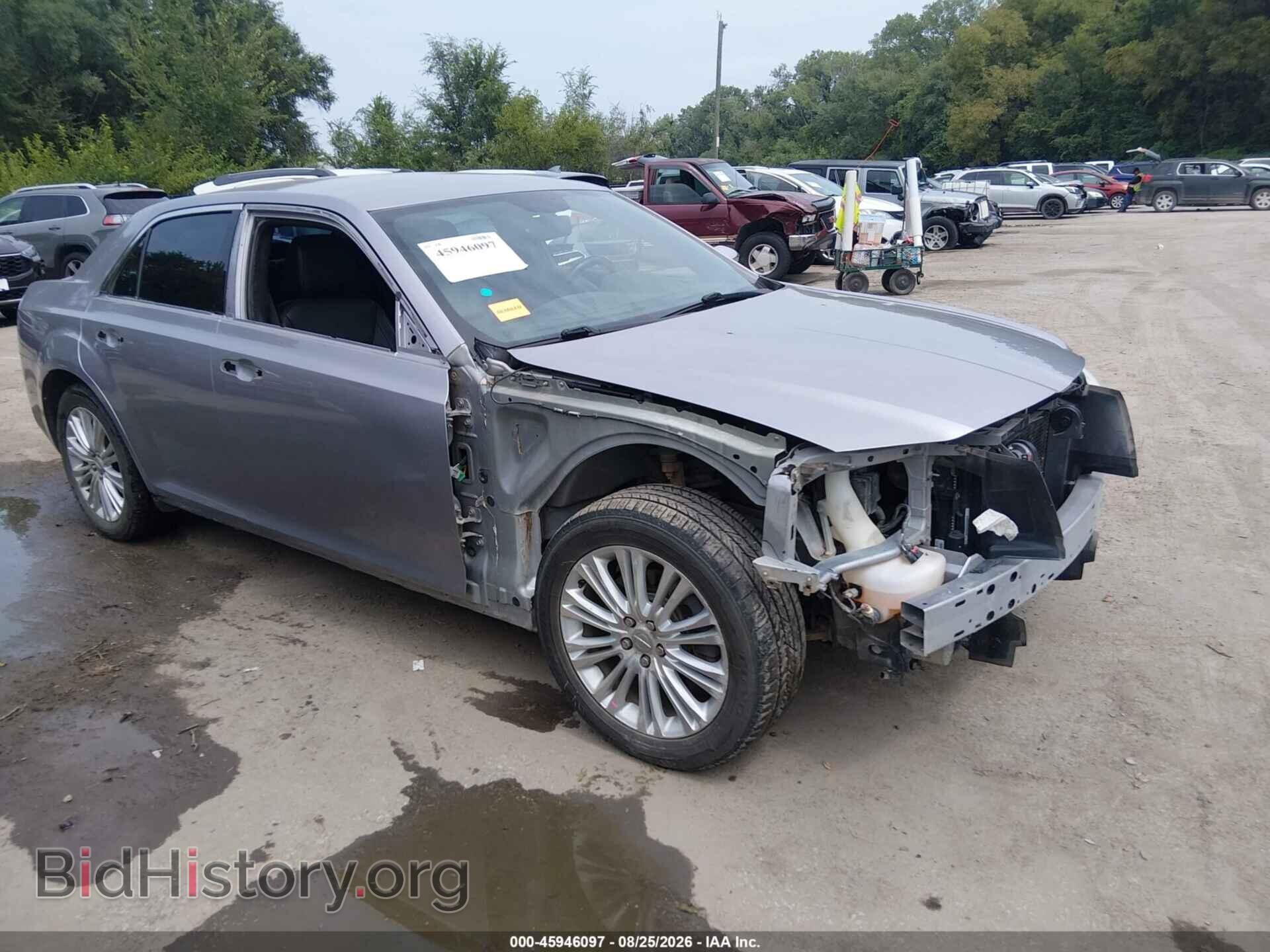 2014 CHRYSLER 300C - VIN: 2C3CCAKG4EH194351 - Фото 19
