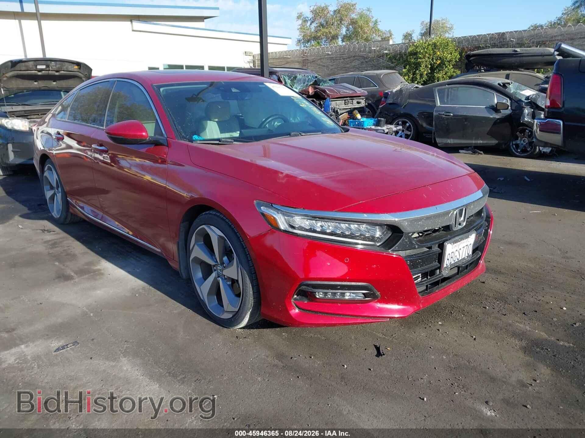 Фотография 1HGCV2F95JA000637 - HONDA ACCORD 2018