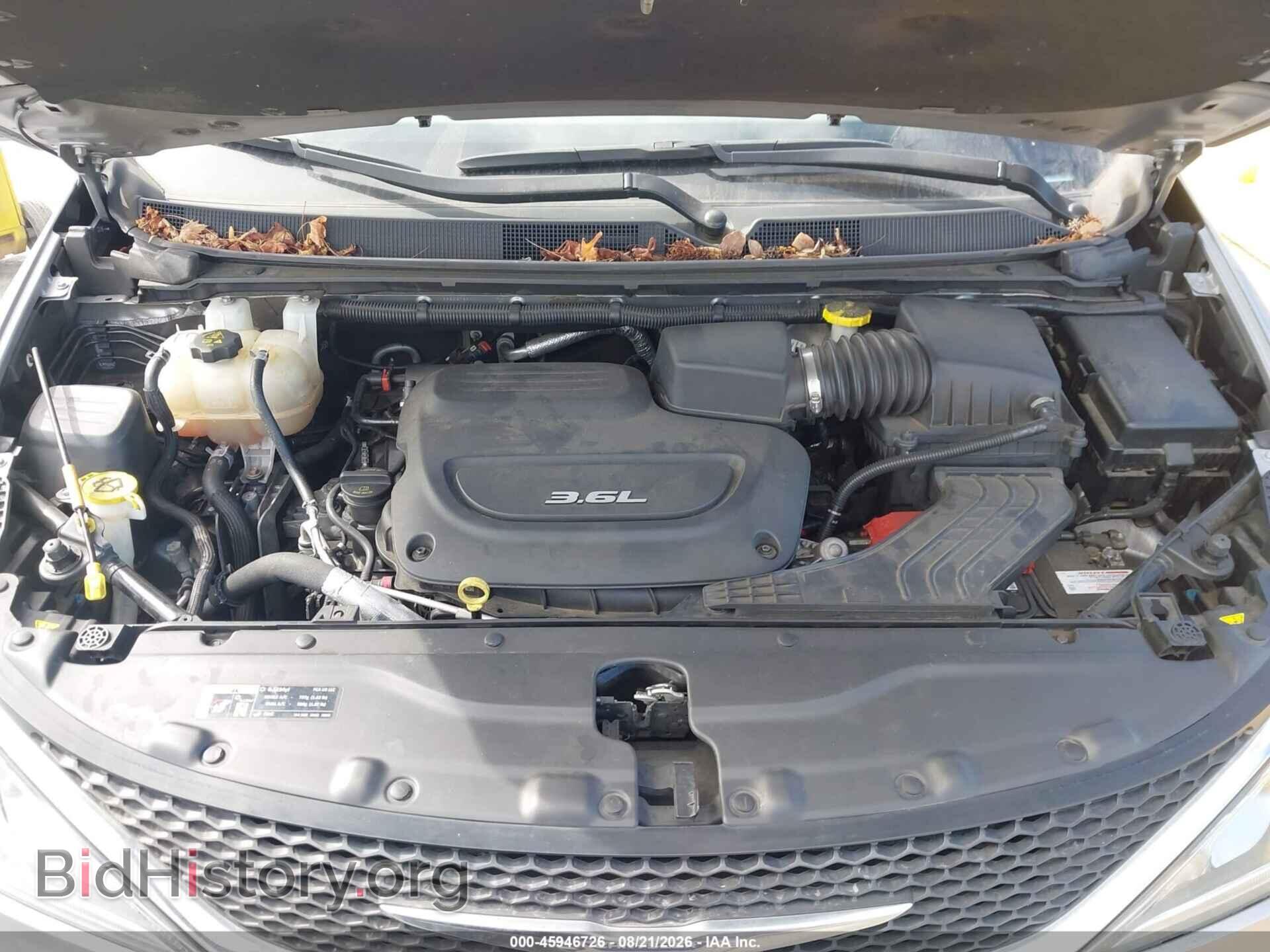 2017 CHRYSLER PACIFICA - VIN: 2C4RC1GG1HR647869 - Photo 10