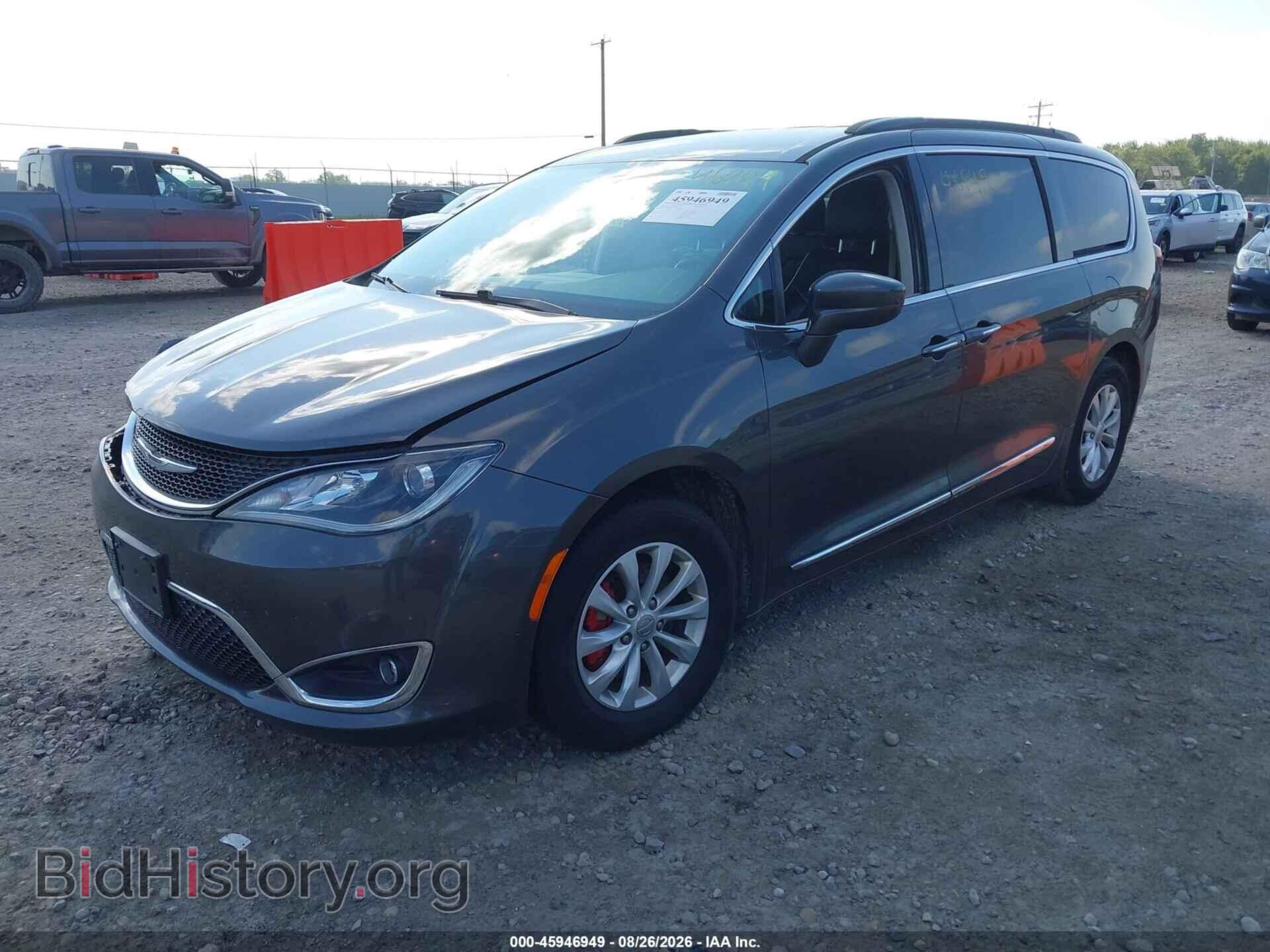 2017 CHRYSLER PACIFICA - VIN: 2C4RC1BG0HR810664 - Фото 2