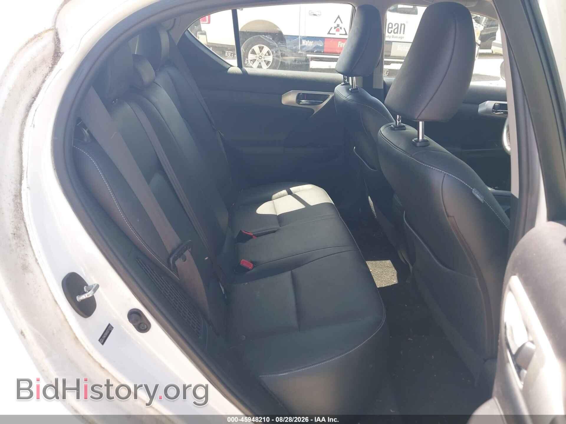 2013 LEXUS CT 200H - VIN: JTHKD5BH2D2137091 - Photo 8