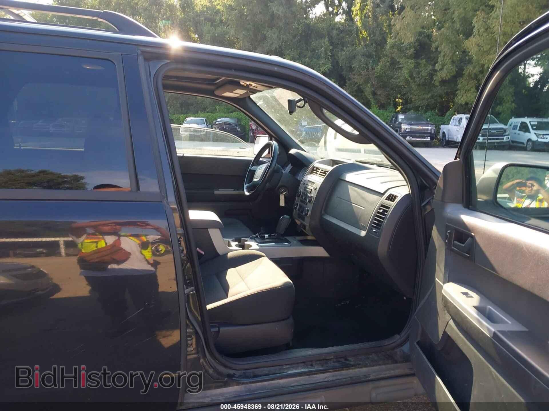 2011 FORD ESCAPE - VIN: 1FMCU9D76BKA62003 - Photo 5
