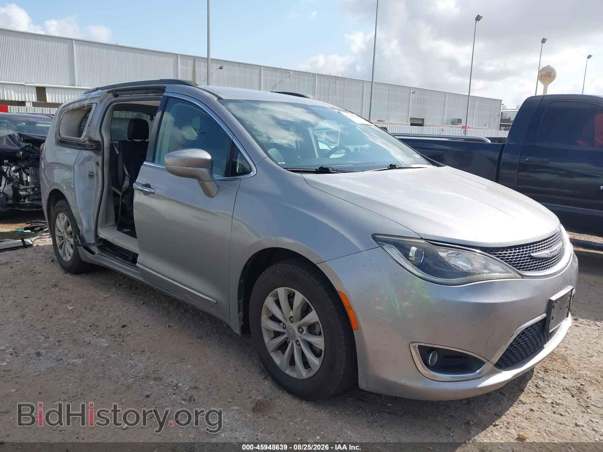Фотография 2C4RC1BG1HR590807 - CHRYSLER PACIFICA 2017