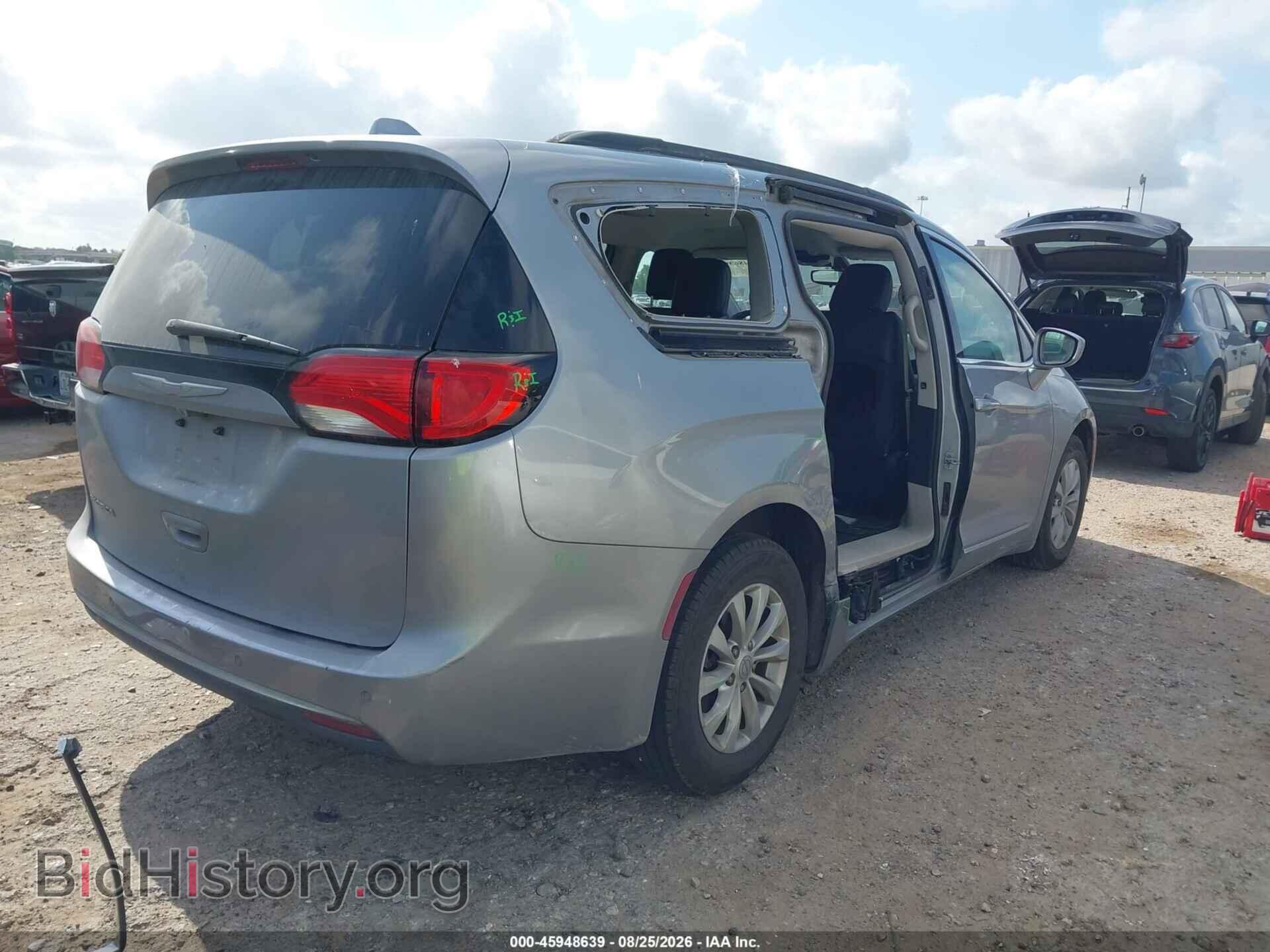 2017 CHRYSLER PACIFICA - VIN: 2C4RC1BG1HR590807 - Photo 4