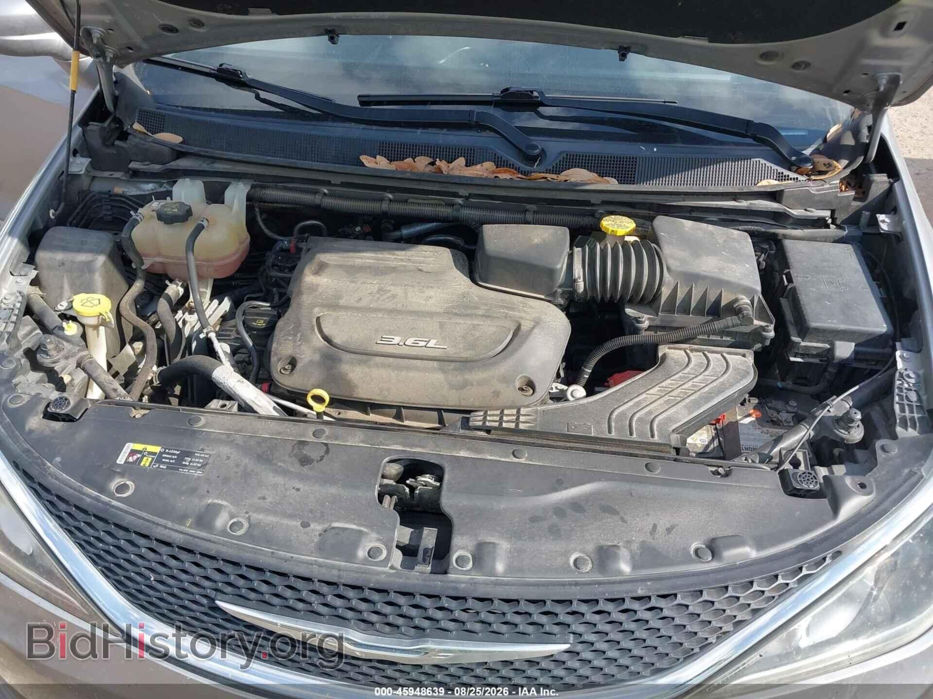 2017 CHRYSLER PACIFICA - VIN: 2C4RC1BG1HR590807 - Photo 10