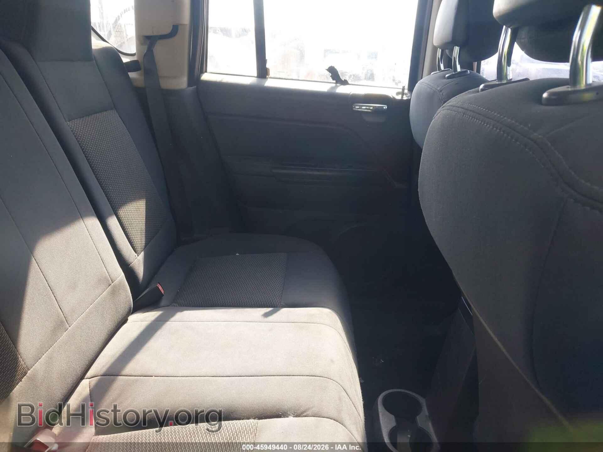2010 JEEP COMPASS - VIN: 1J4NT4FB8AD553481 - Фото 8