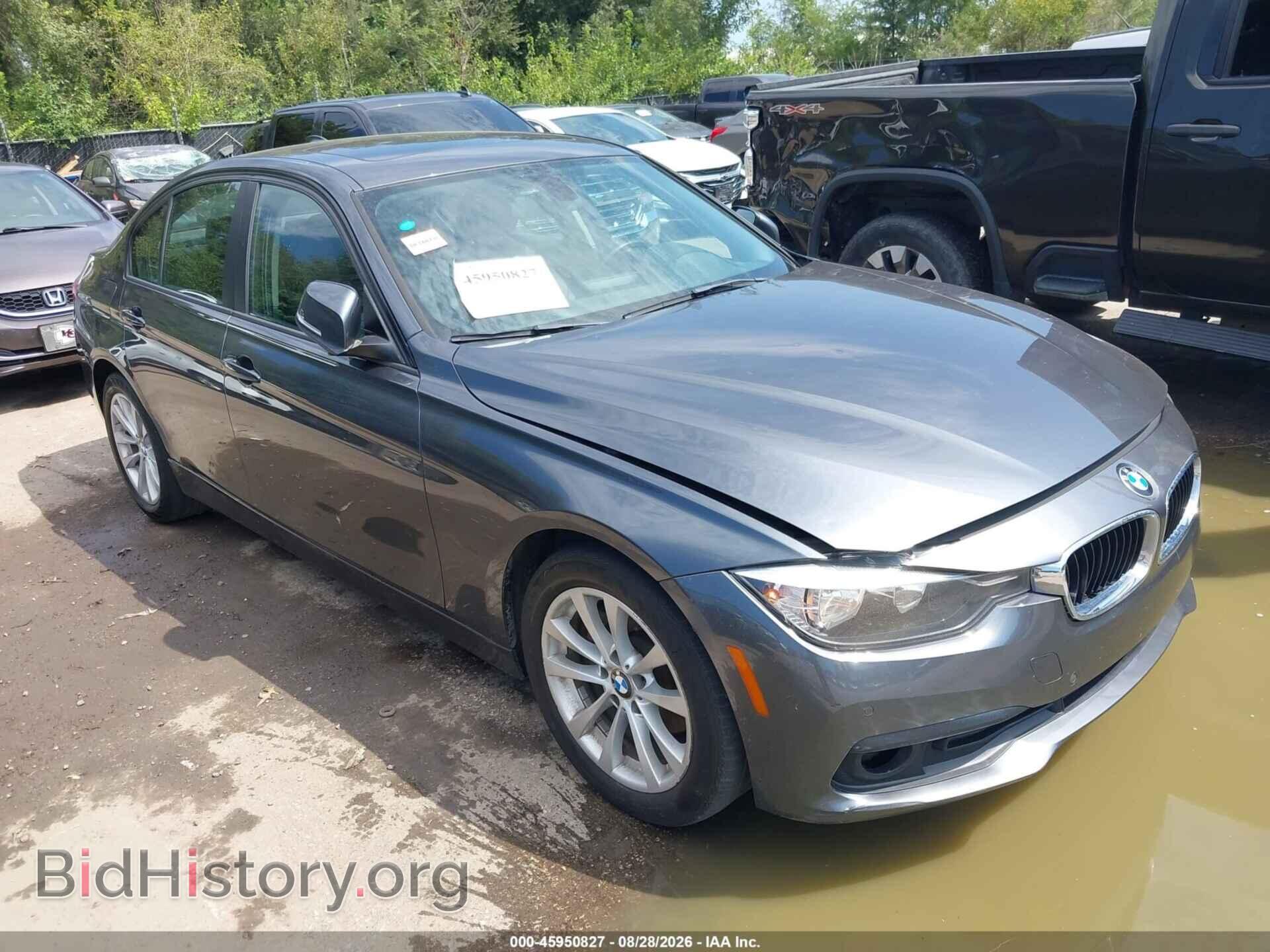 Фотография WBA8A3C33HA066908 - BMW 320I 2017