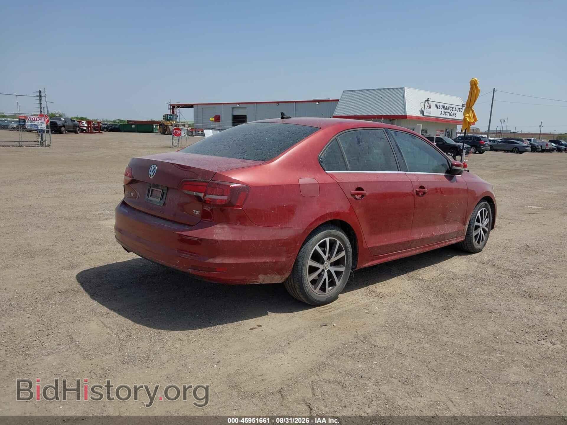 2017 VOLKSWAGEN JETTA - VIN: 3VWDB7AJ8HM201663 - Photo 4